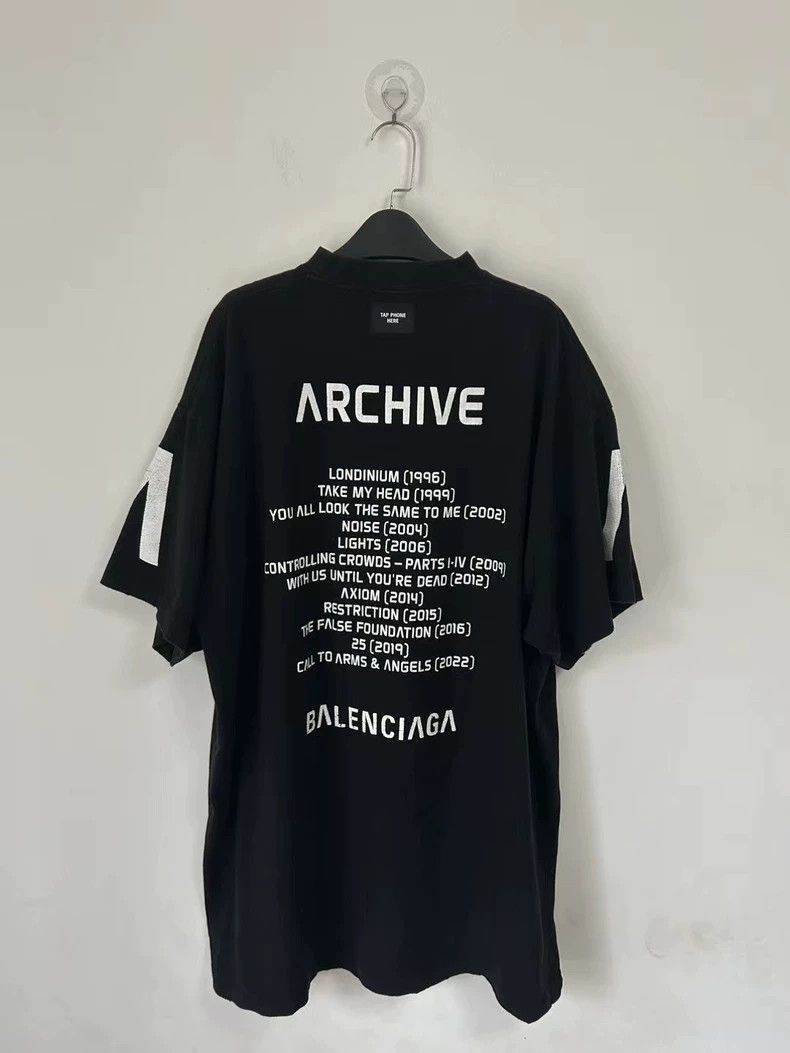 Balenciaga Balenciaga Apple music Limited Capsule Series Short Sleeve Size US L / EU 52-54 / 3 - 2 Thumbnail