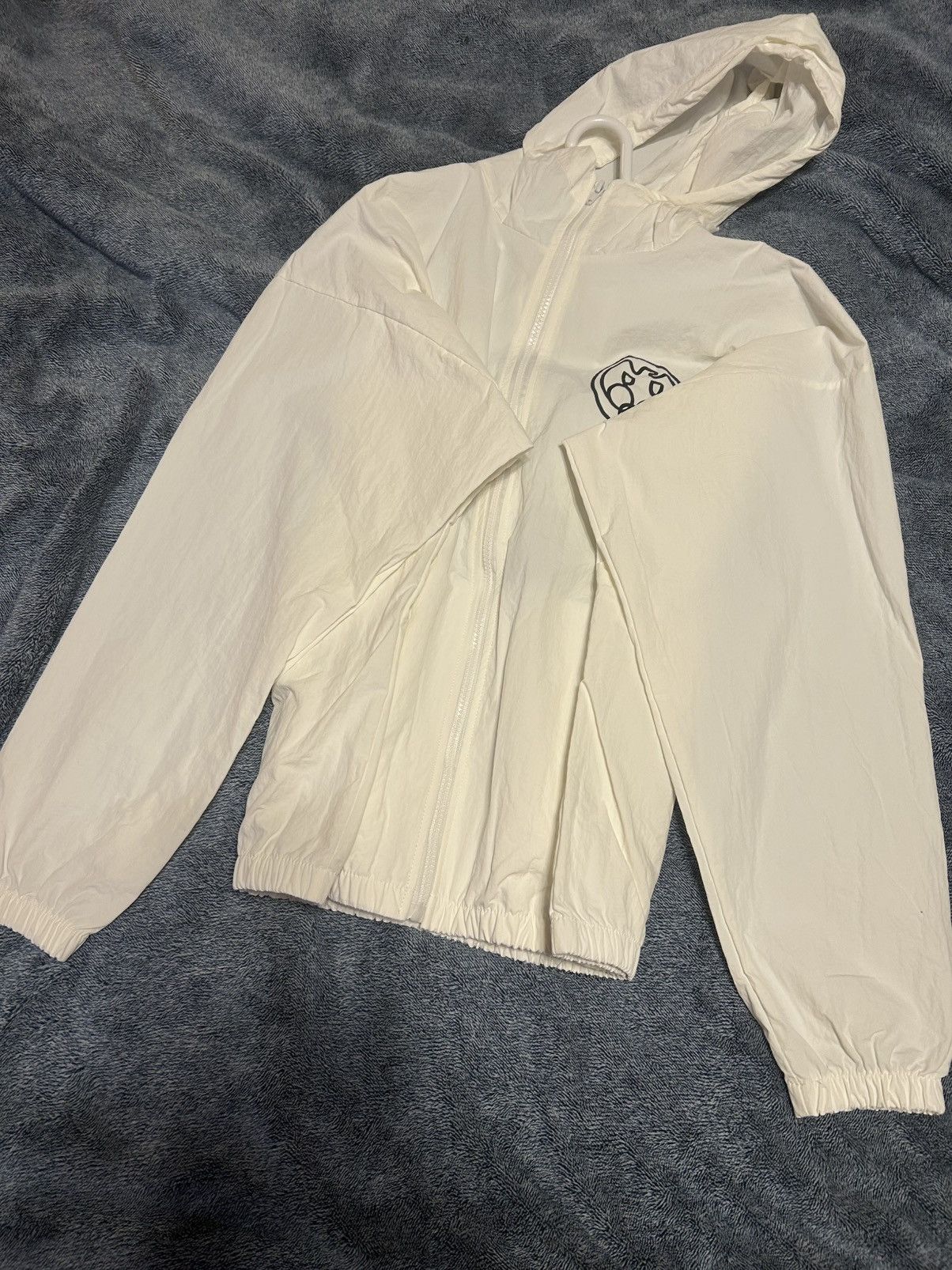 Balenciaga × Gap × Kanye West Yeezy white nylon vultures raincoat size 2 Size US L / EU 52-54 / 3 - 3 Thumbnail