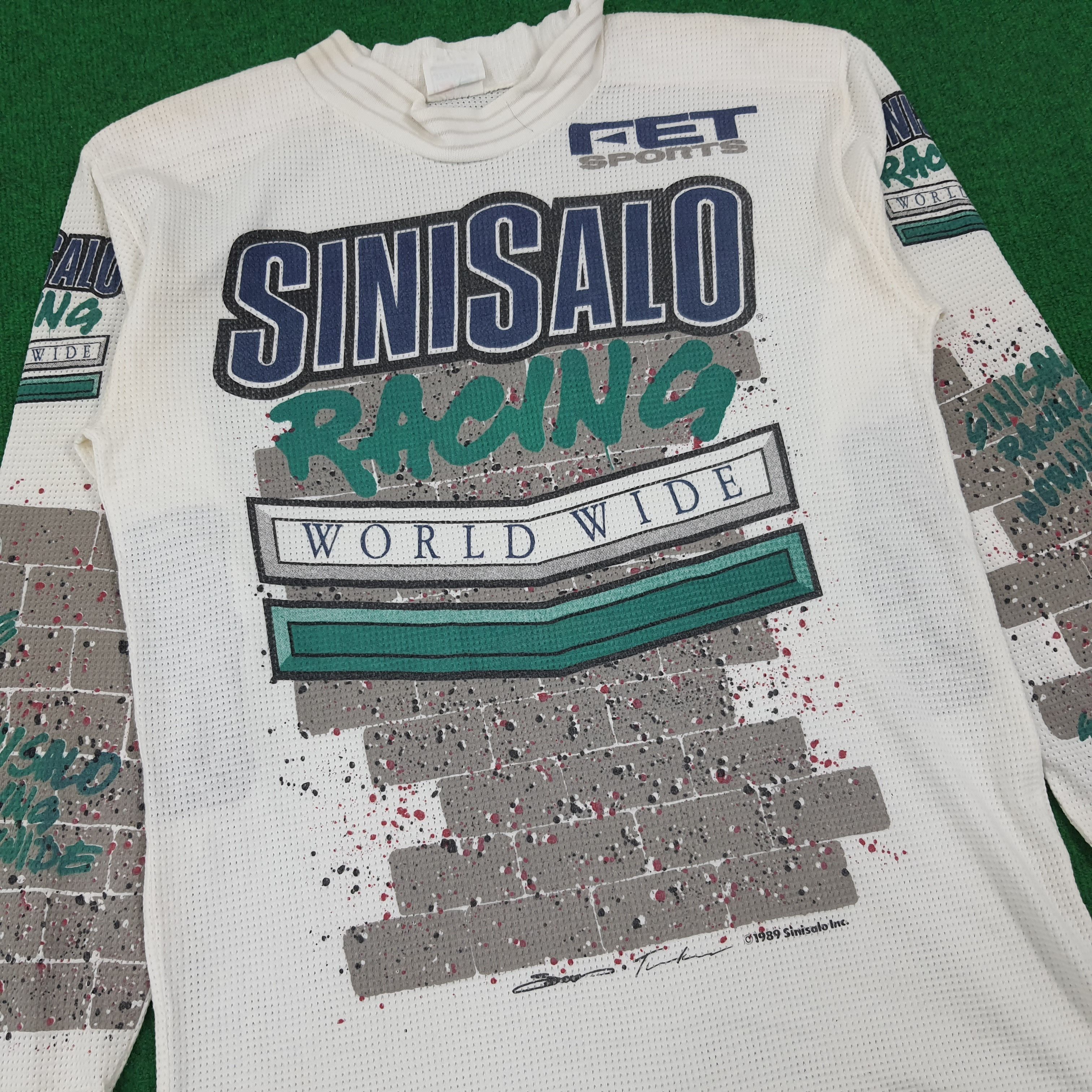 Vintage Vintage SINISALO Racing World Wild 80s Motorsports Tshirt Size US M / EU 48-50 / 2 - 2 Thumbnail