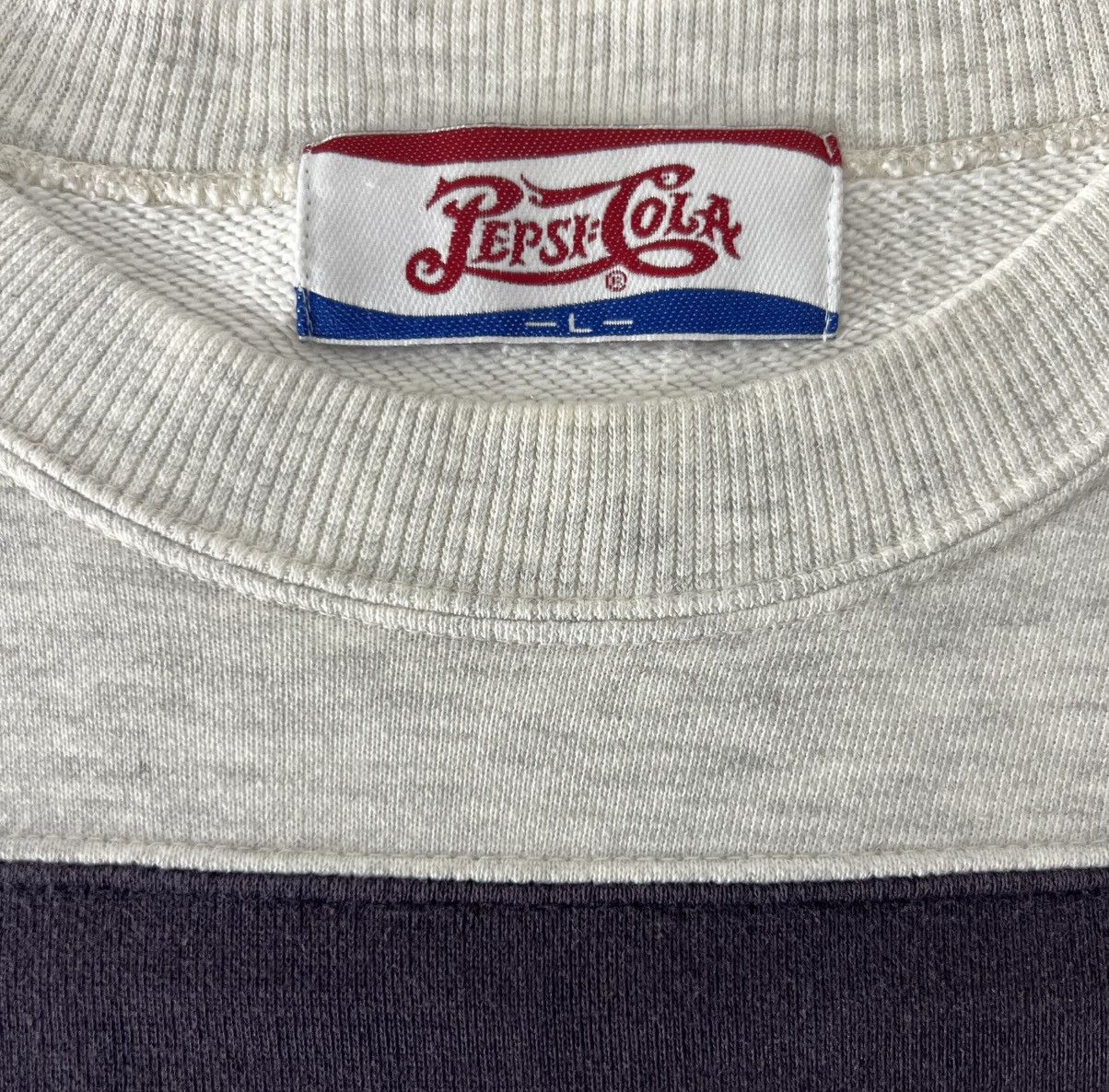 Pepsi Vintage Distressed Pepsi-Cola 90s Sweatshirt Size US L / EU 52-54 / 3 - 9 Thumbnail