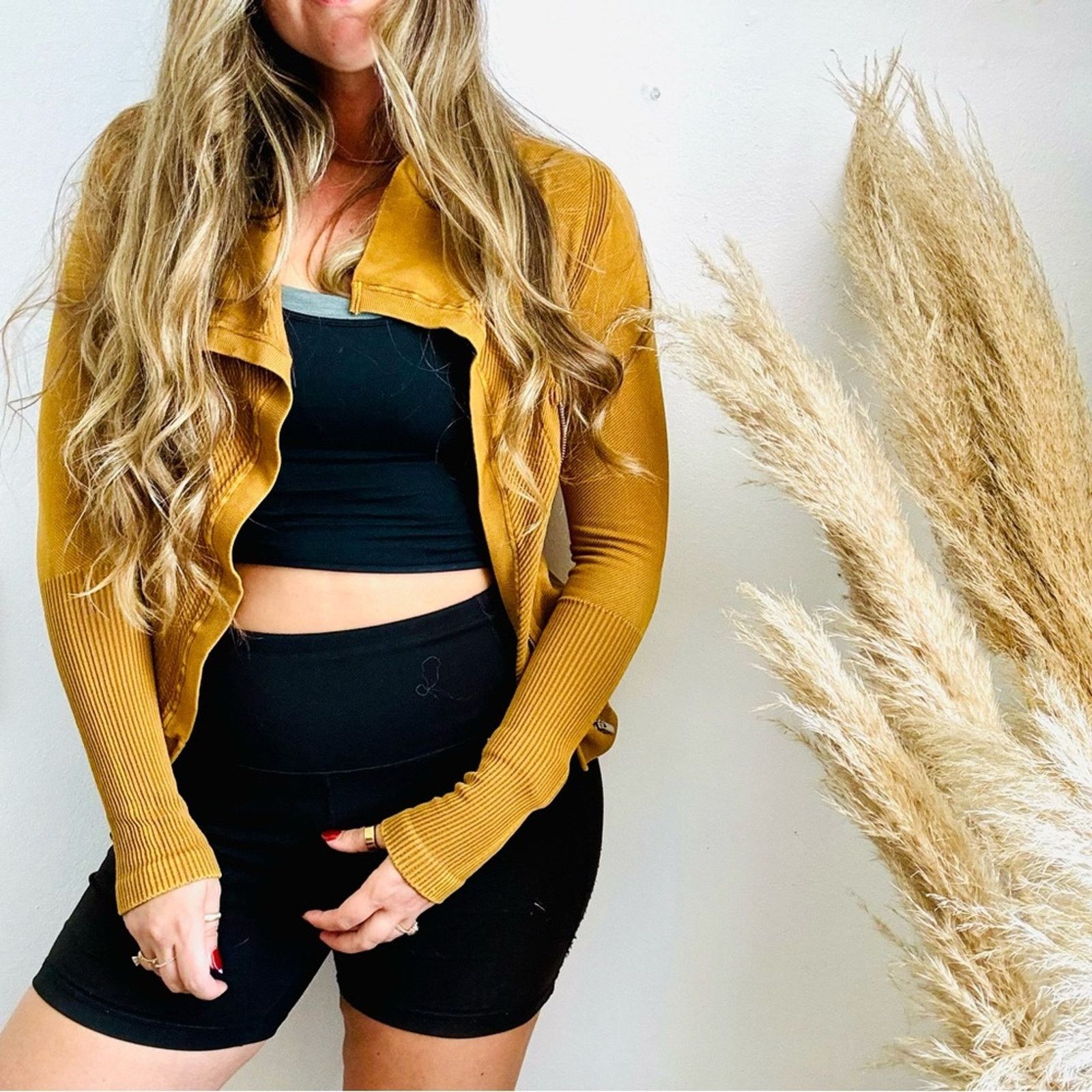 Free People FREE PEOPLE Mustard Gold Yellow Zip Throw Out Jacket Sweater Size S / US 4 / IT 40 - 1 Thumbnail