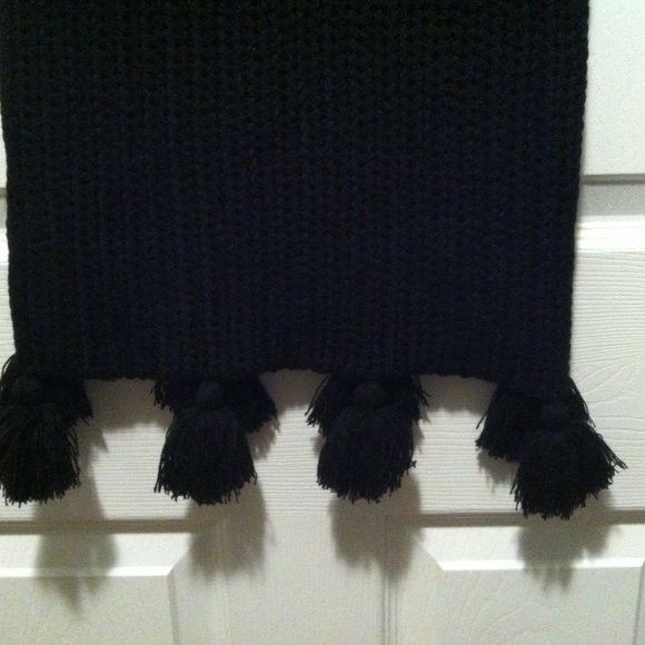 J.Crew J.CREW WOMEN'S NEW BLACK 100%ACRYLIC SCARF 13 1/4" X 81 3/4" Size ONE SIZE - 6 Thumbnail