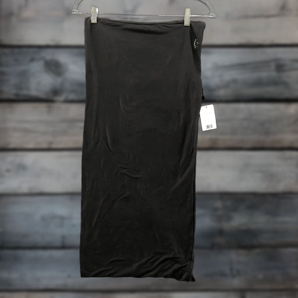 Beyond Yoga NWT Beyond Yoga Infinity Scarf Zip Pocket Black One Size Womens Running Scarf Size ONE SIZE - 1 Thumbnail