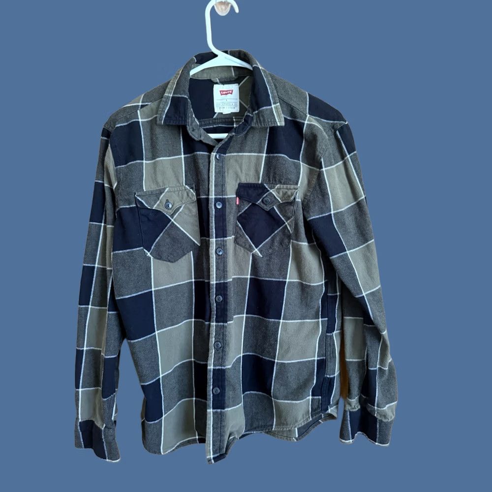 Levi's Levi's Mens Green Black Plaid Button-Up Shirt Small Workwear Classic Rugged Casual Weekend Size US S / EU 44-46 / 1 - 1 Thumbnail