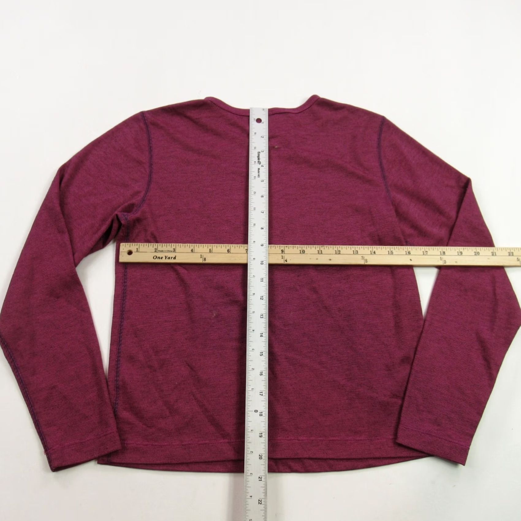 Patagonia Patagonia Shirt Womens Small Long Sleeve Crew Neck Pullover Lightweight Capilene Size S / US 4 / IT 40 - 6 Thumbnail