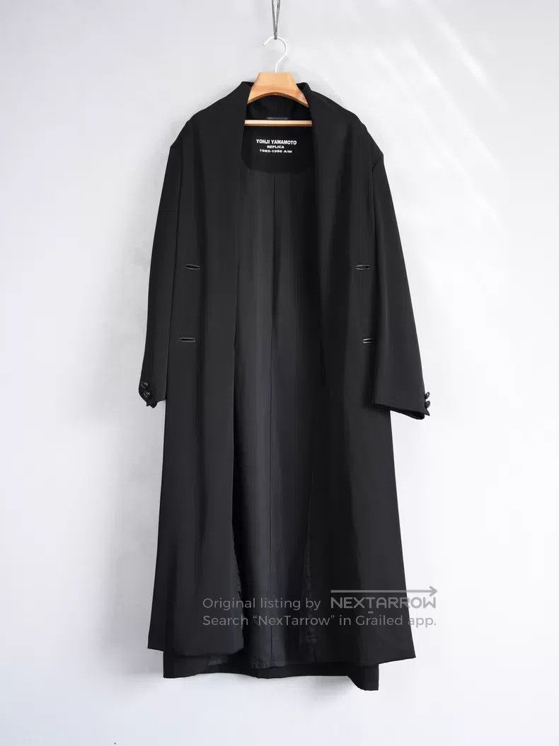 Yohji Yamamoto Yohji Yamamoto 85AW wool coat with walnut buttons and shaw Size US L / EU 52-54 / 3 - 3 Thumbnail