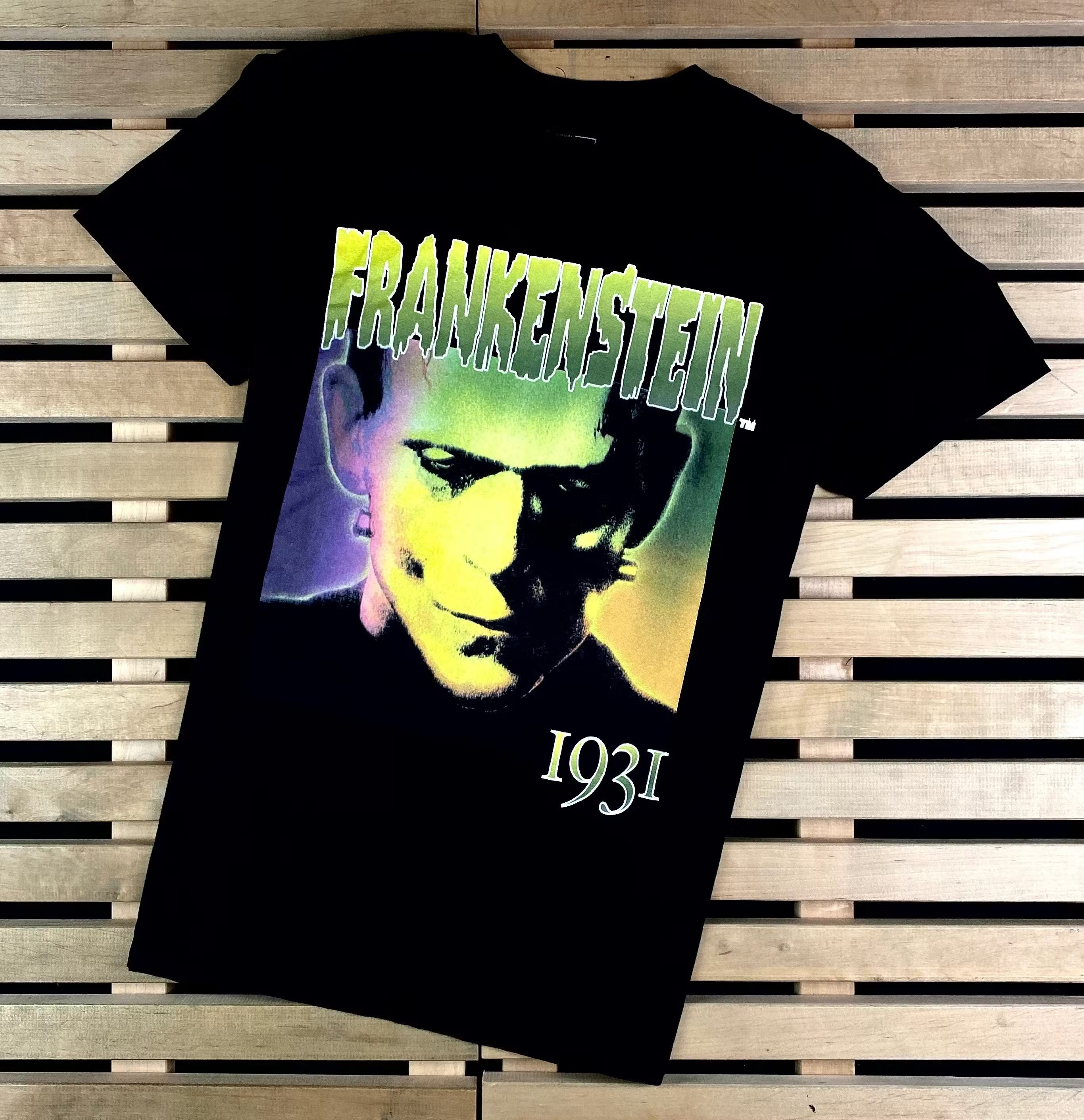 Vintage Mens Vintage T Shirt Frankenstein Size S Size US S / EU 44-46 / 1 - 1 Thumbnail