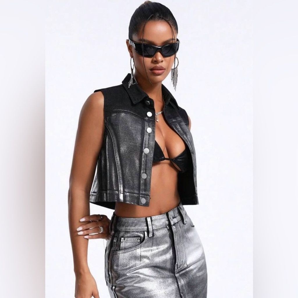 Other Cropped Denim Vest Jacket in Black & Silver Size (8/10) L Size M / US 6-8 / IT 42-44 - 1 Thumbnail