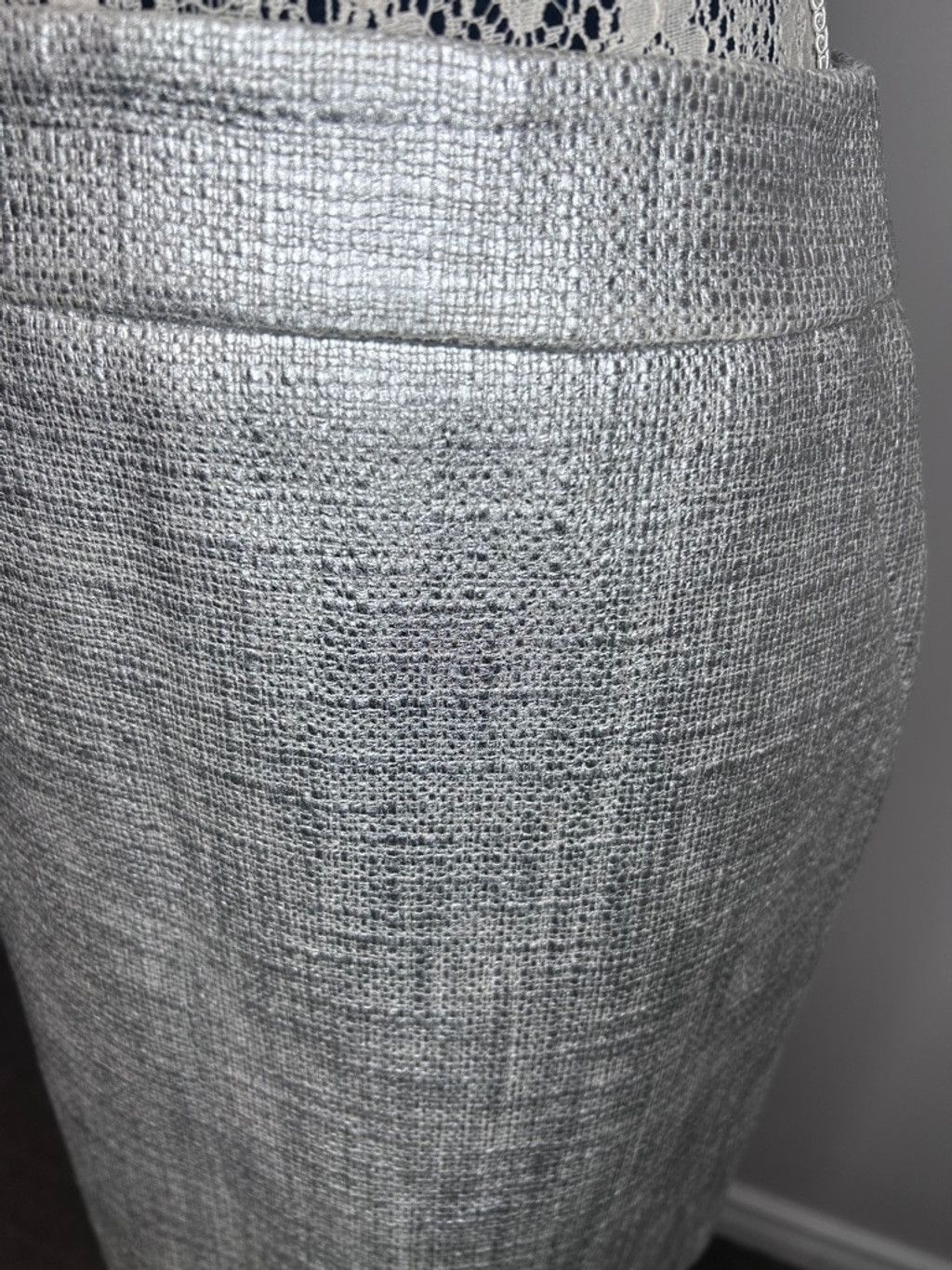 White House Black Market Women's White House Black Market silver Skirt, Size xs Size 25" / US 0 / IT 36 - 5 Thumbnail