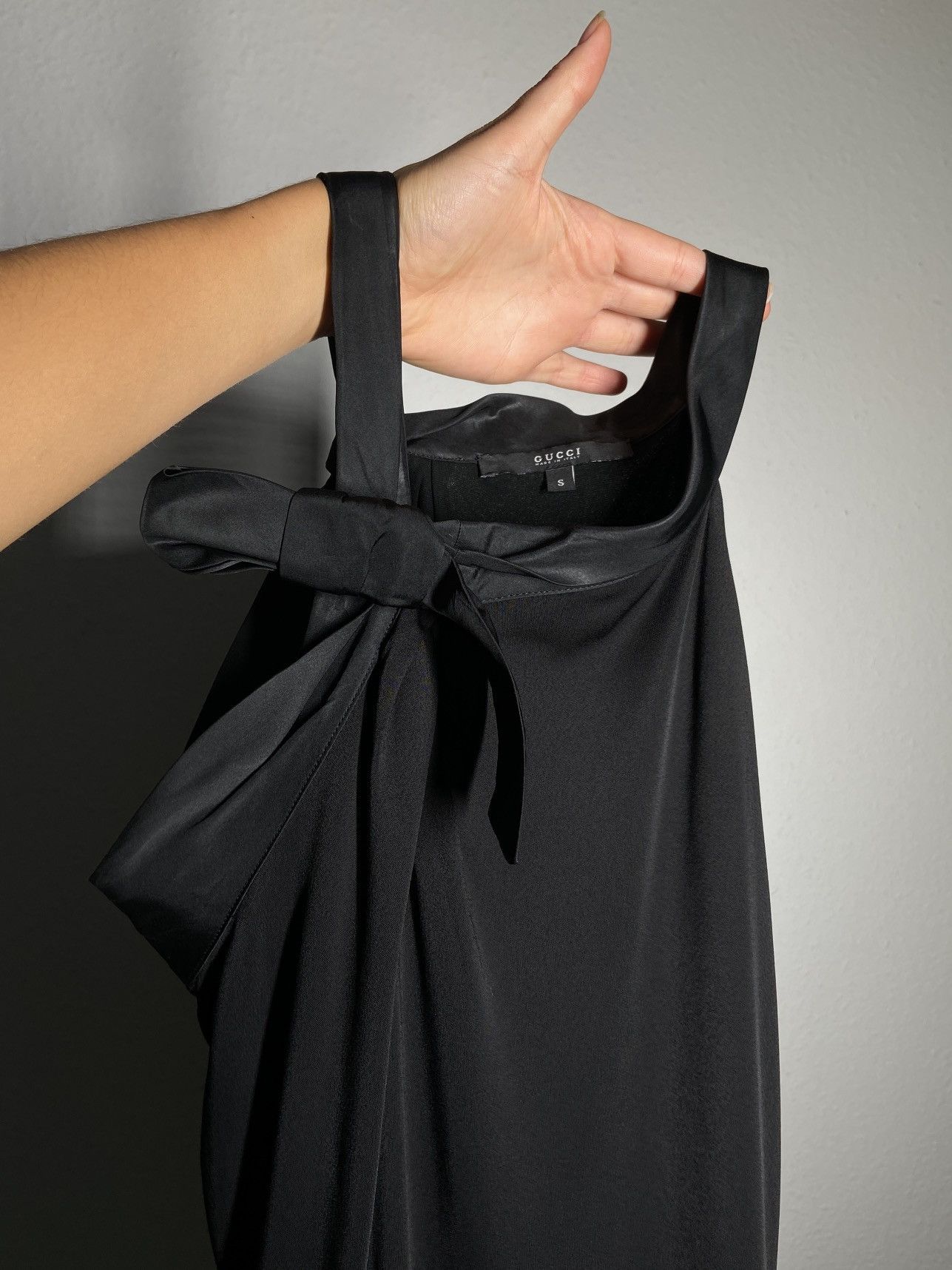 Gucci Gucci black knotted top Size S / US 4 / IT 40 - 4 Thumbnail
