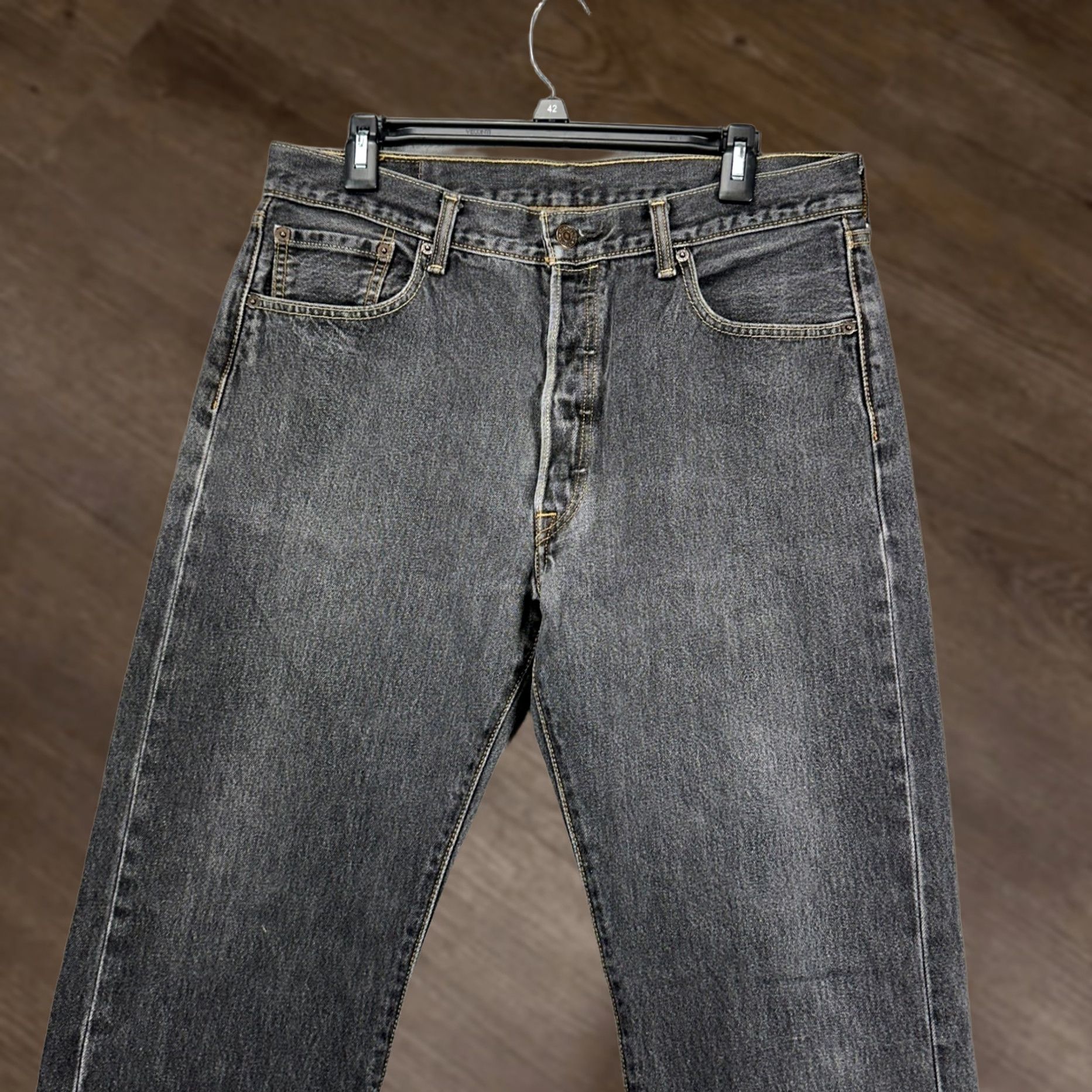 Levi's Levi's 501 Jeans Mens Straight 34x31 Grey Distressed Red Tab Denim 100% Cotton Vintage Preppy Tag Size 34x31 Mens Classic Casual Shirts? Size US 34 / EU 50 - 1 Thumbnail