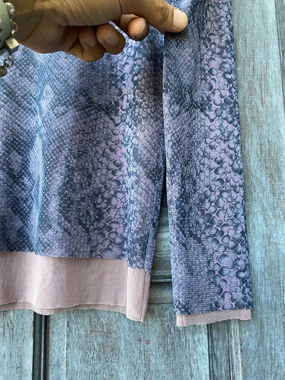 Vintage Vintage Purple Snake Print Mesh Long Sleeve Top Japanese Size XS / US 0-2 / IT 36-38 - 7 Thumbnail