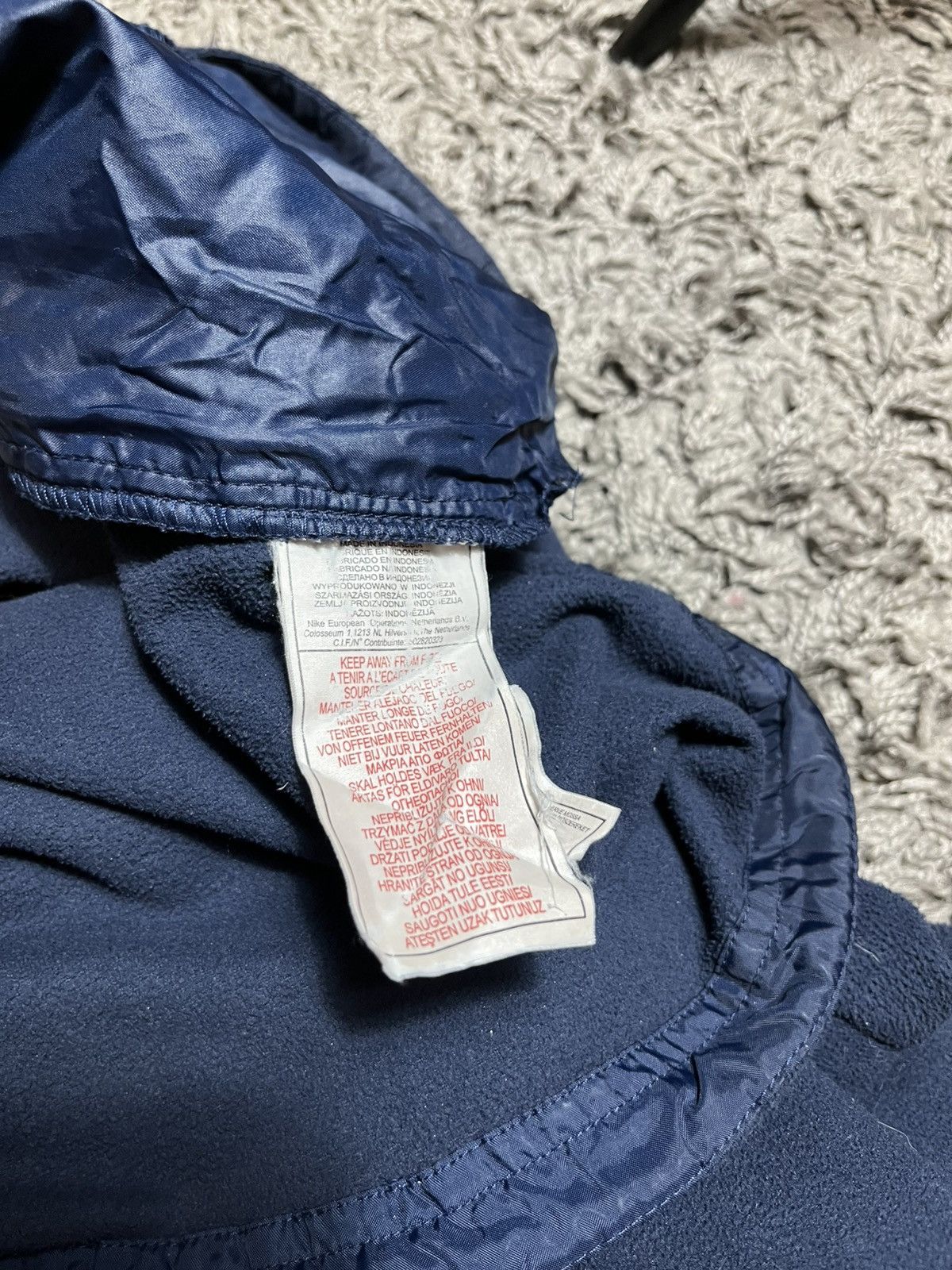 Nike NIKE TOTAL 90 THERMA FIT VINTAGE FLEECE SWEATER MENS Size US M / EU 48-50 / 2 - 10 Thumbnail