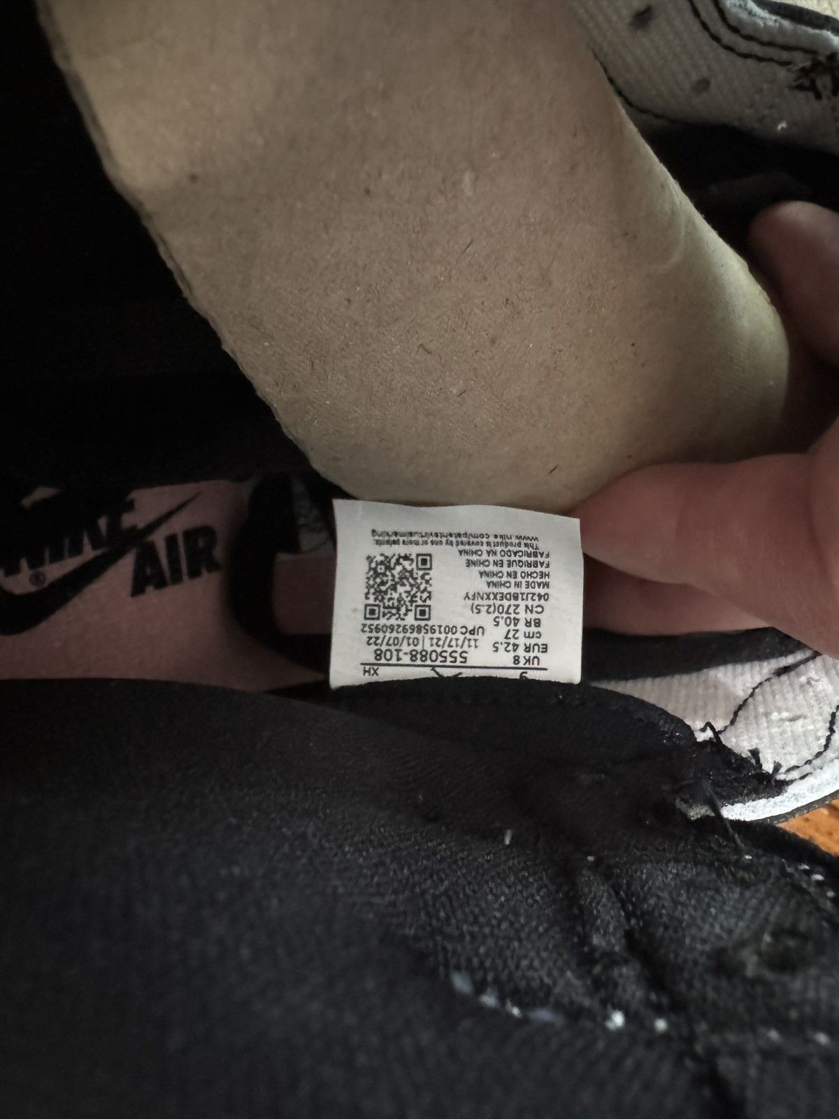 Nike AJ1 Retro High OG Bleached Coral Size US 9 / EU 42 - 7 Thumbnail