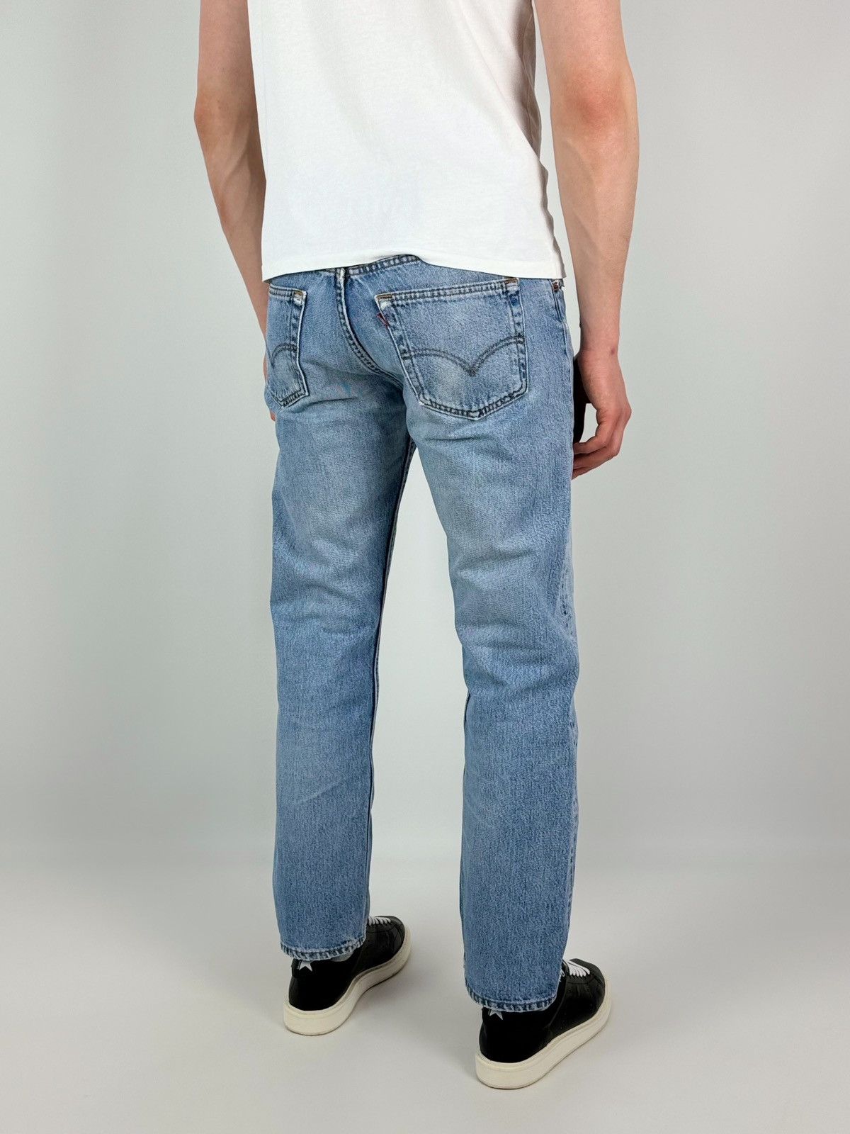 Levi's 90’s Distressed Levi’s 501 Washed Blue Jeans Pants Made USA Size US 32 / EU 48 - 2 Thumbnail
