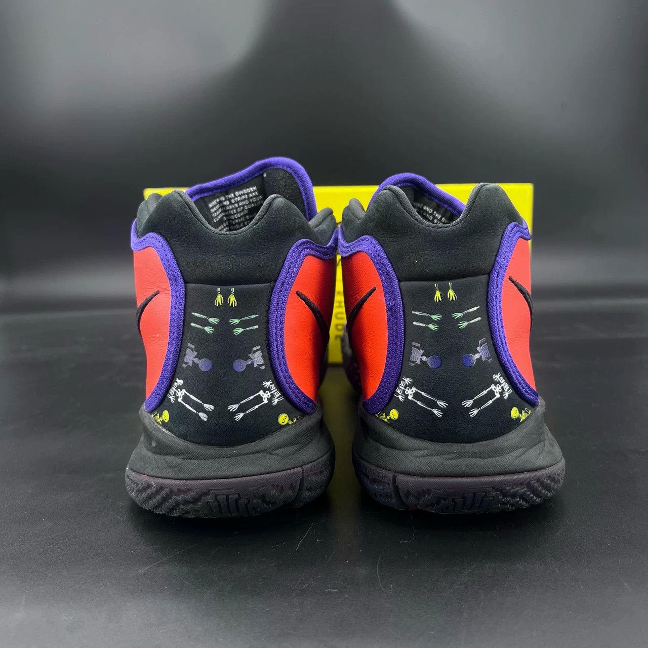 Nike Nike Kyrie 4 "Day of the Dead" 45 EU Used Size US 9 / EU 42 - 3 Thumbnail