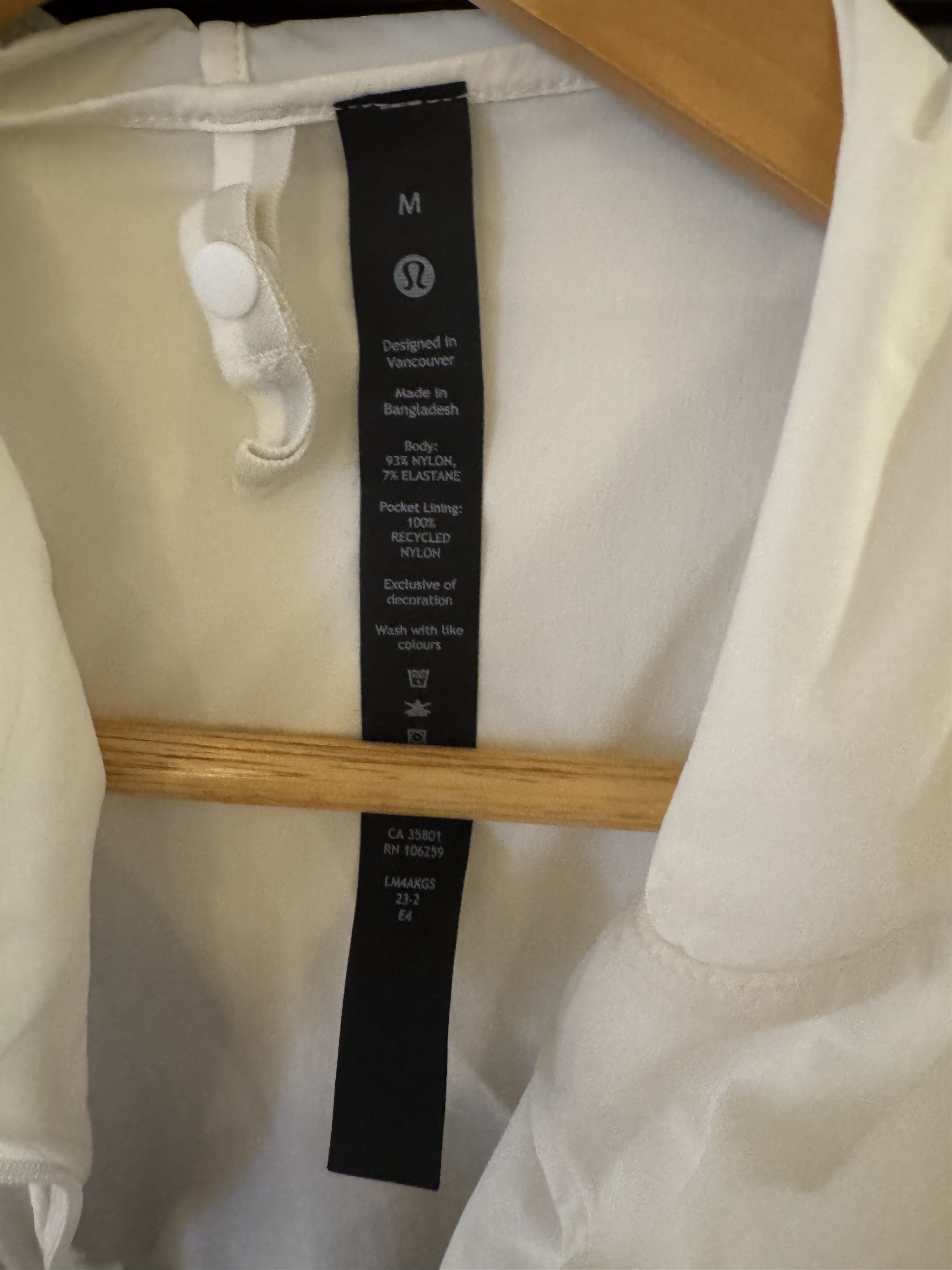 Lululemon Lululemon White Raincoat. Size US M / EU 48-50 / 2 - 3 Thumbnail