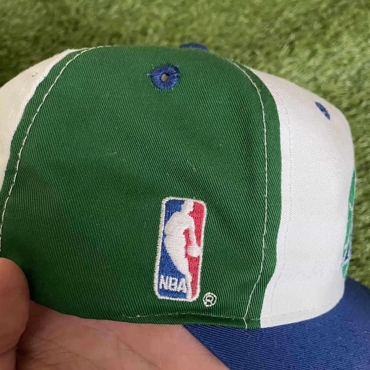 NBA Sports Specialties Snapback Backscript Dallas Mavericks Size ONE SIZE - 2 Thumbnail