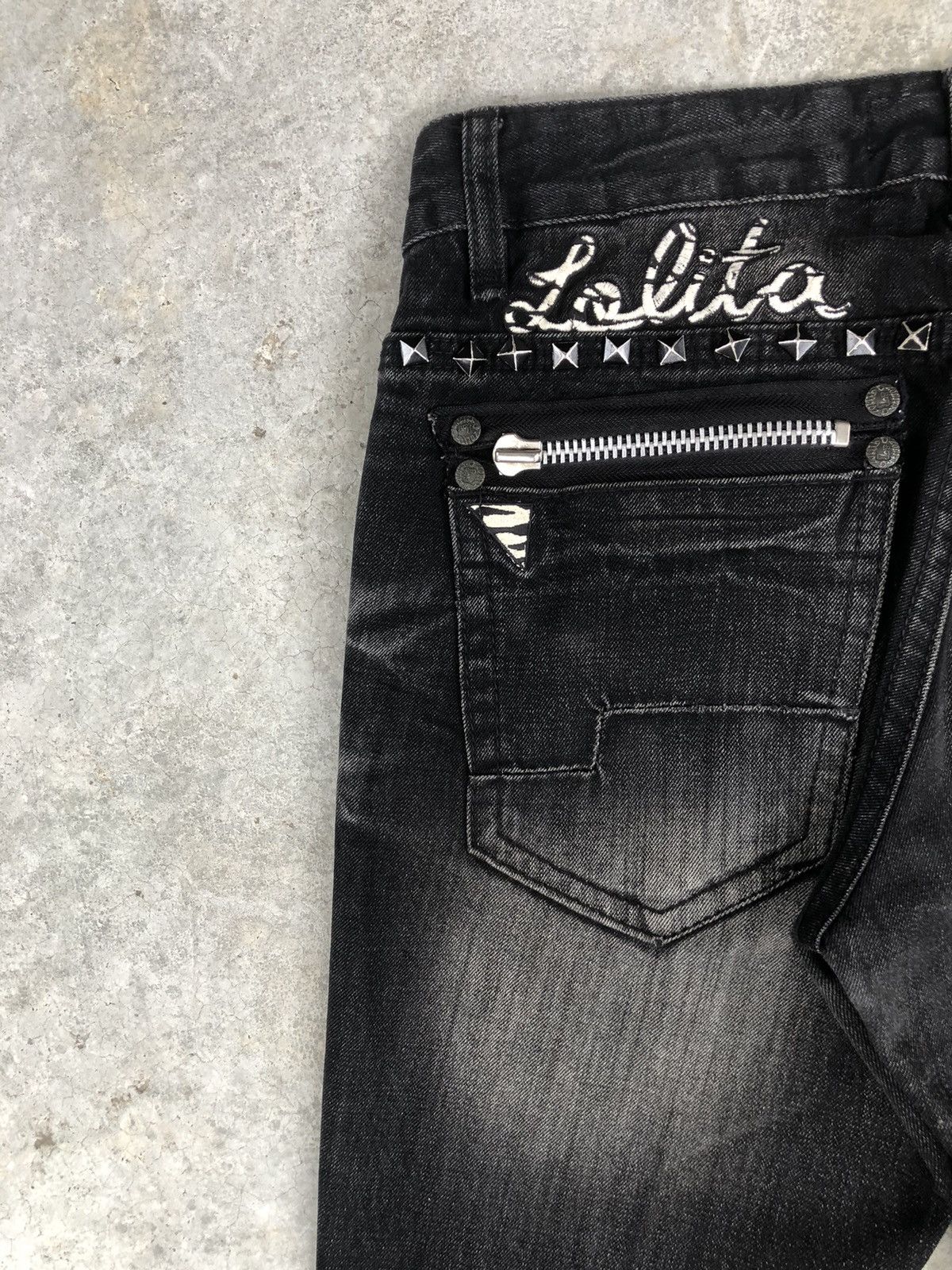 Japanese Brand Yoshitomo Nara Lolita Embroidered Jeans Punk Size US 31 - 12 Thumbnail
