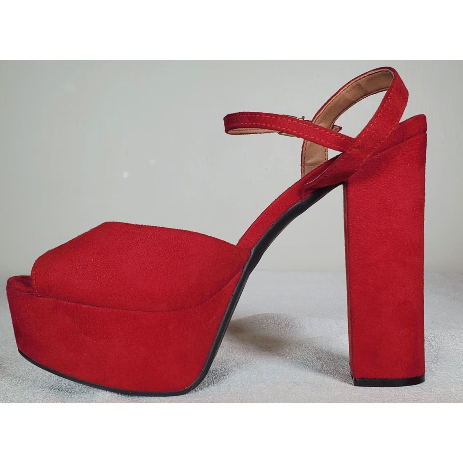 Vintage Vizzano Red Suede Camurca Flex High Heel Platform Pumps Women's US 7 Size US 7 / IT 37 - 5 Thumbnail