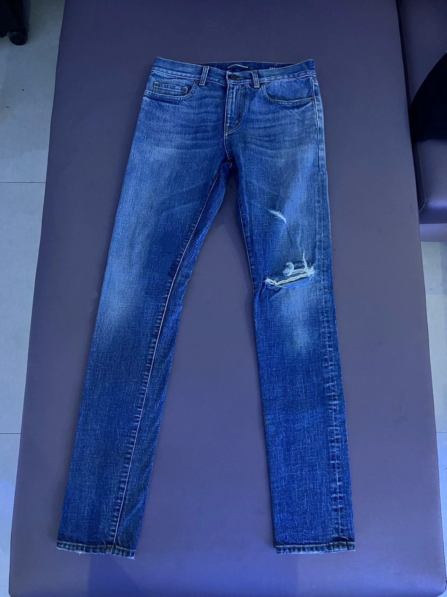 Saint Laurent SLP16SS One-Knee Ripped Jeans