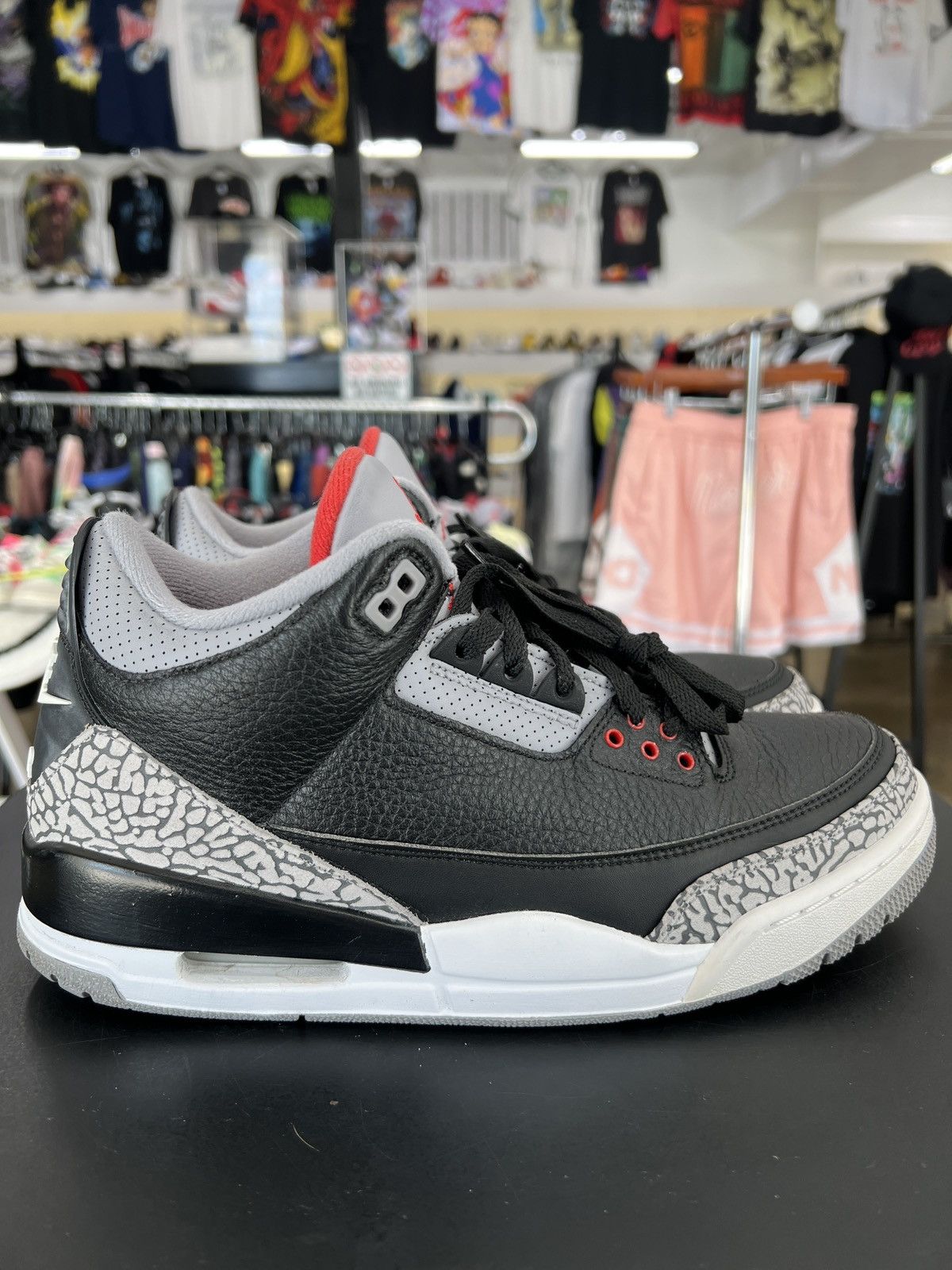 Jordan Brand Air Jordan 3 Black Cement Size 9.5 (2018) Size US 9.5 / EU 42-43 - 6 Thumbnail