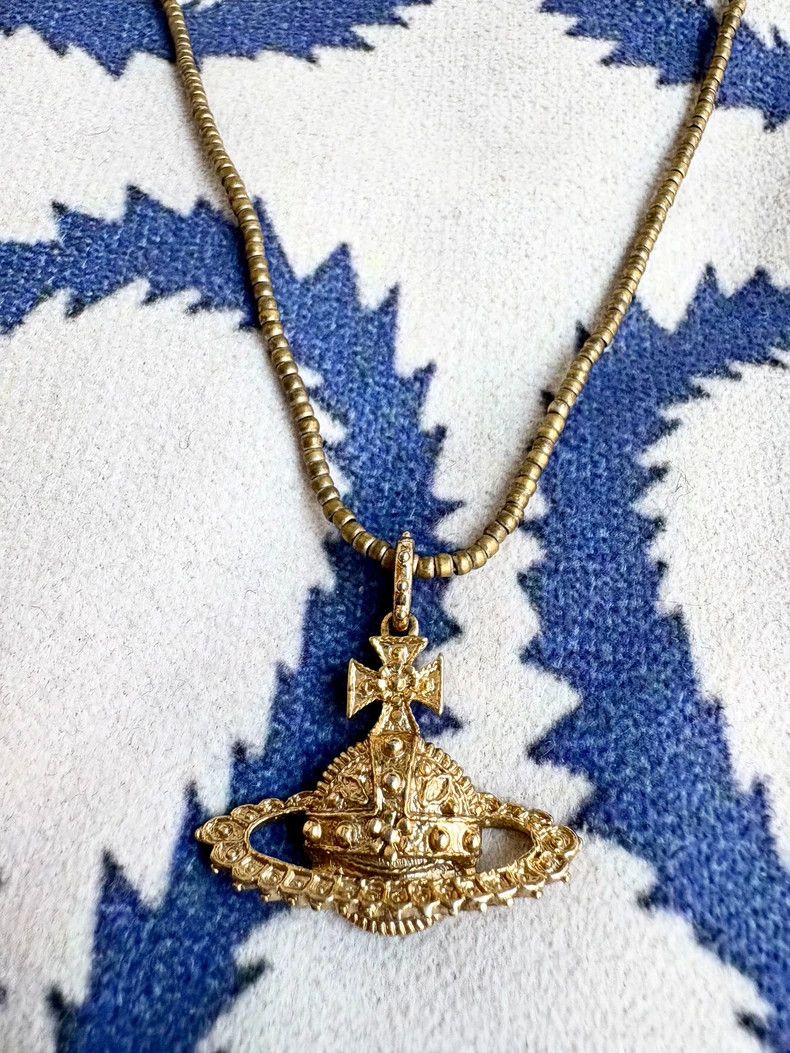 Vivienne Westwood Vivienne Westwood Golden Classical Series Golden Lace Carv Size ONE SIZE - 1 Thumbnail