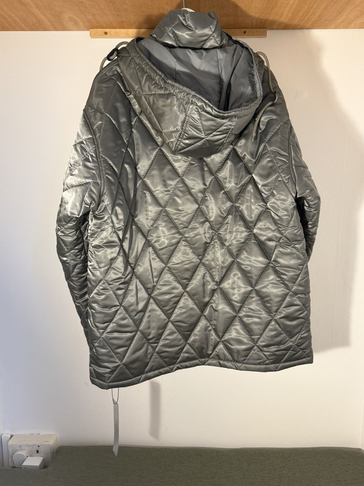 Cav Empt Cav Empt - 25 Silver Coat - L Size US L / EU 52-54 / 3 - 3 Thumbnail