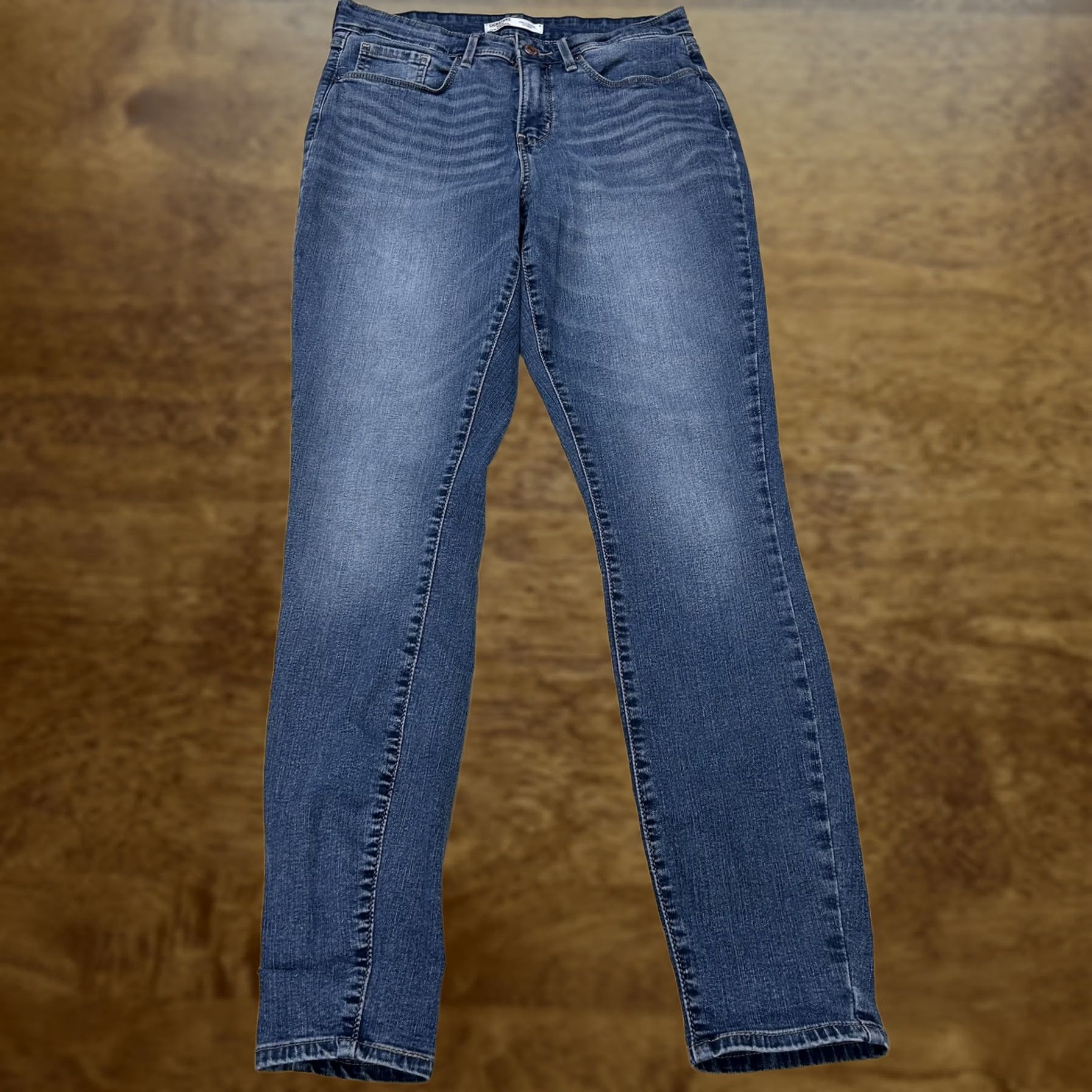Vintage Levi Strauss Signature Shaping Skinny Jeans Womens 28 Medium Wash Stretch Denim Size 28" / US 6 / IT 42 - 1 Thumbnail