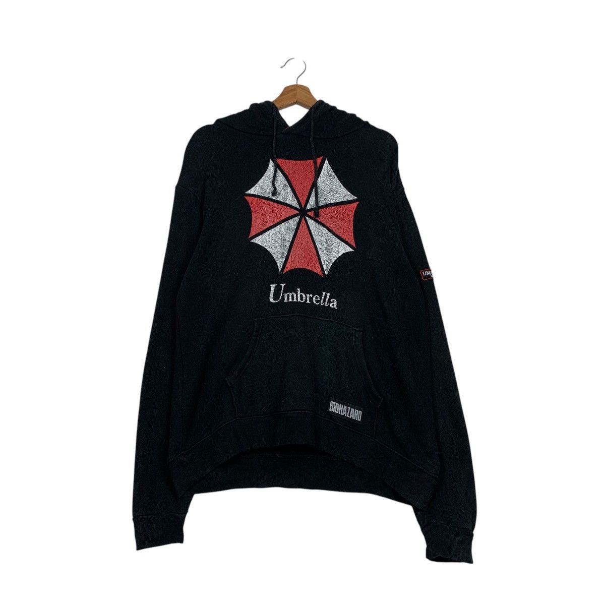 Japanese Brand BIOHAZARD Umbrella Big Logo Capcom Hoodies #2217-C98 Size US L / EU 52-54 / 3 - 7 Thumbnail