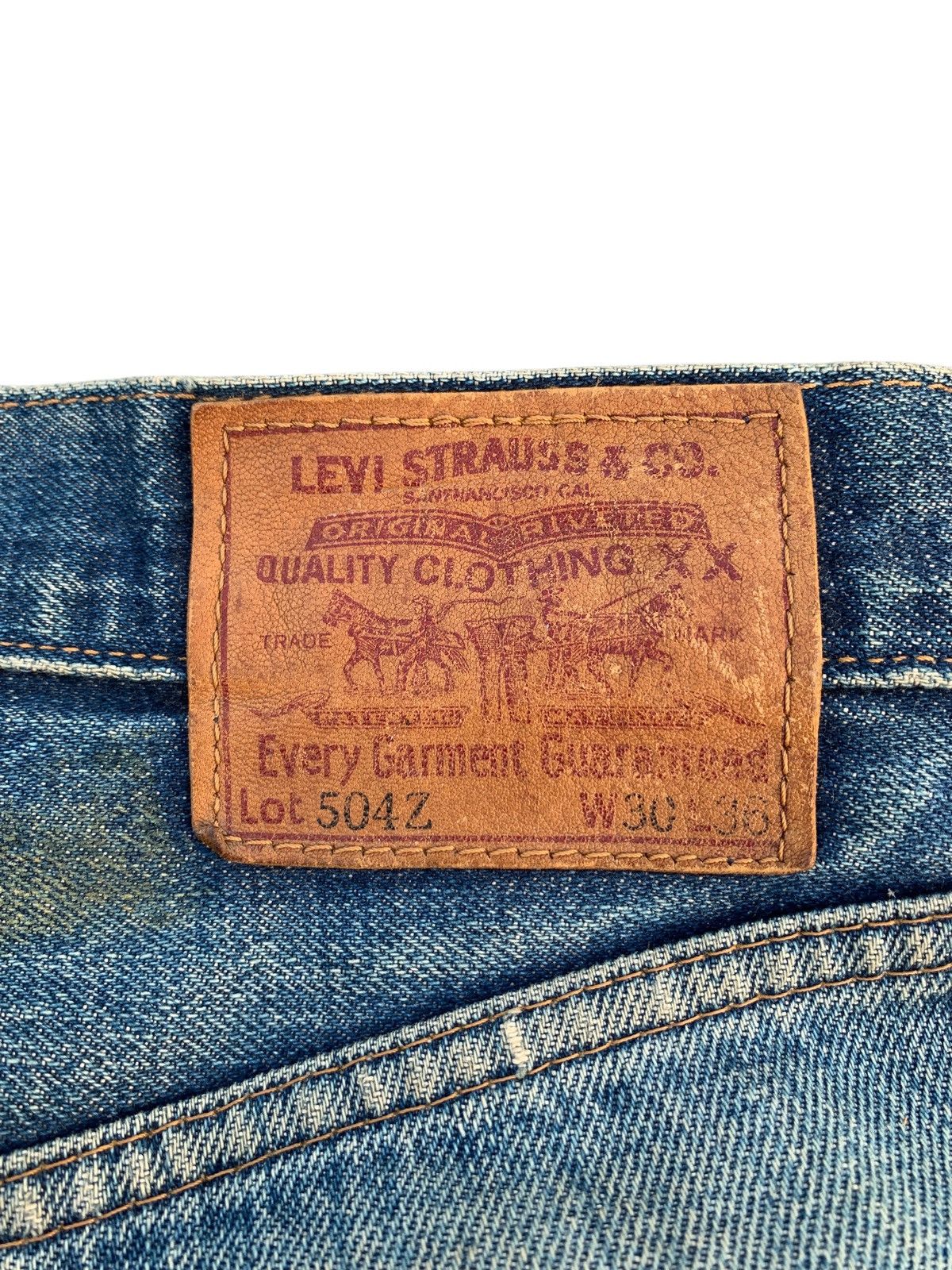 Levi's VINTAGE LEVIS 504Z BIG E TRASHER SELVEDGE DISTRESSED DENIM Size US 30 / EU 46 - 10 Thumbnail