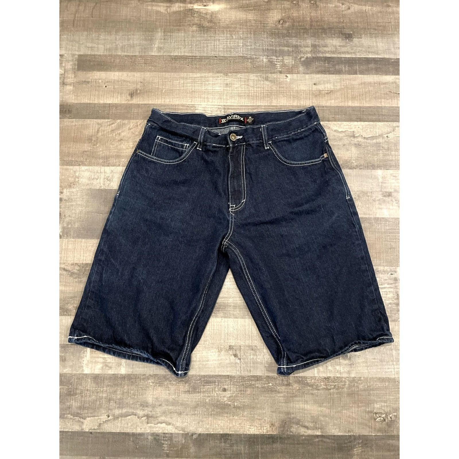 Avirex VINTAGE Avirex Bermuda Shorts Men 36 Denim 12” Inseam Grunge Y2K 90s Embroidered Logo 5-Pocket Relaxed Blue Size US 36 / EU 52 - 3 Thumbnail