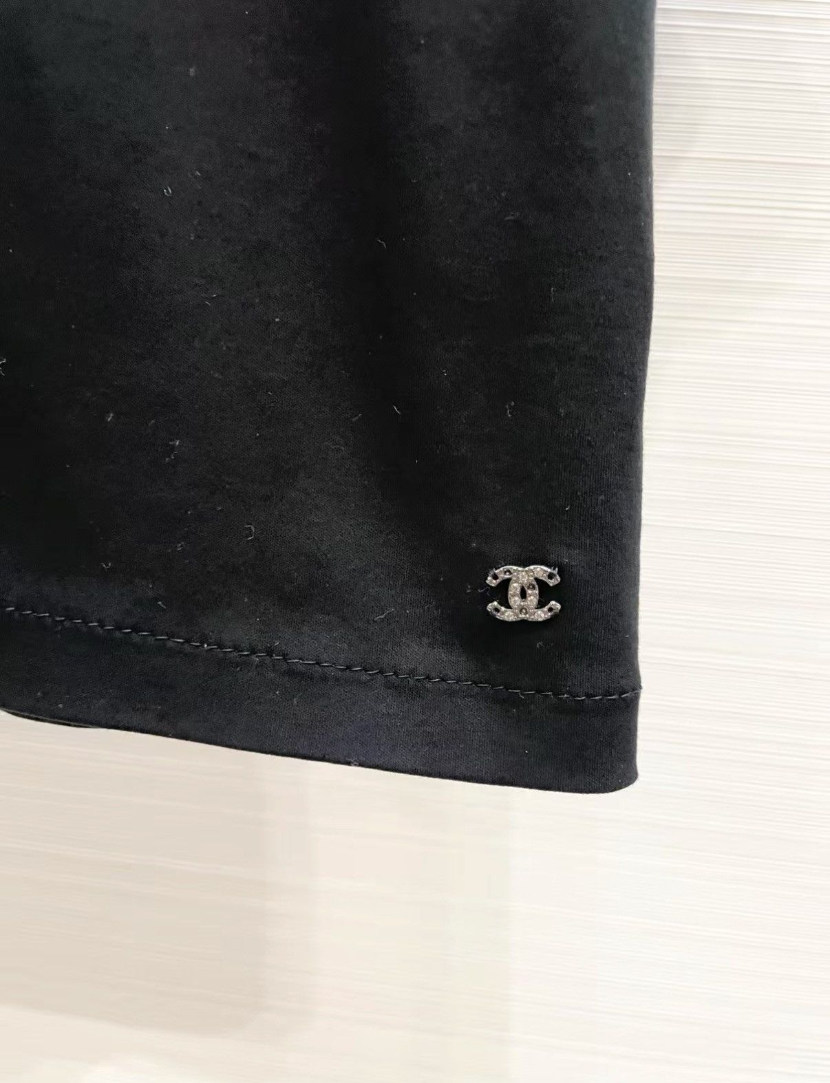 Chanel Chanel F34 Black T‑shirt J33 Size S / US 4 / IT 40 - 4 Thumbnail
