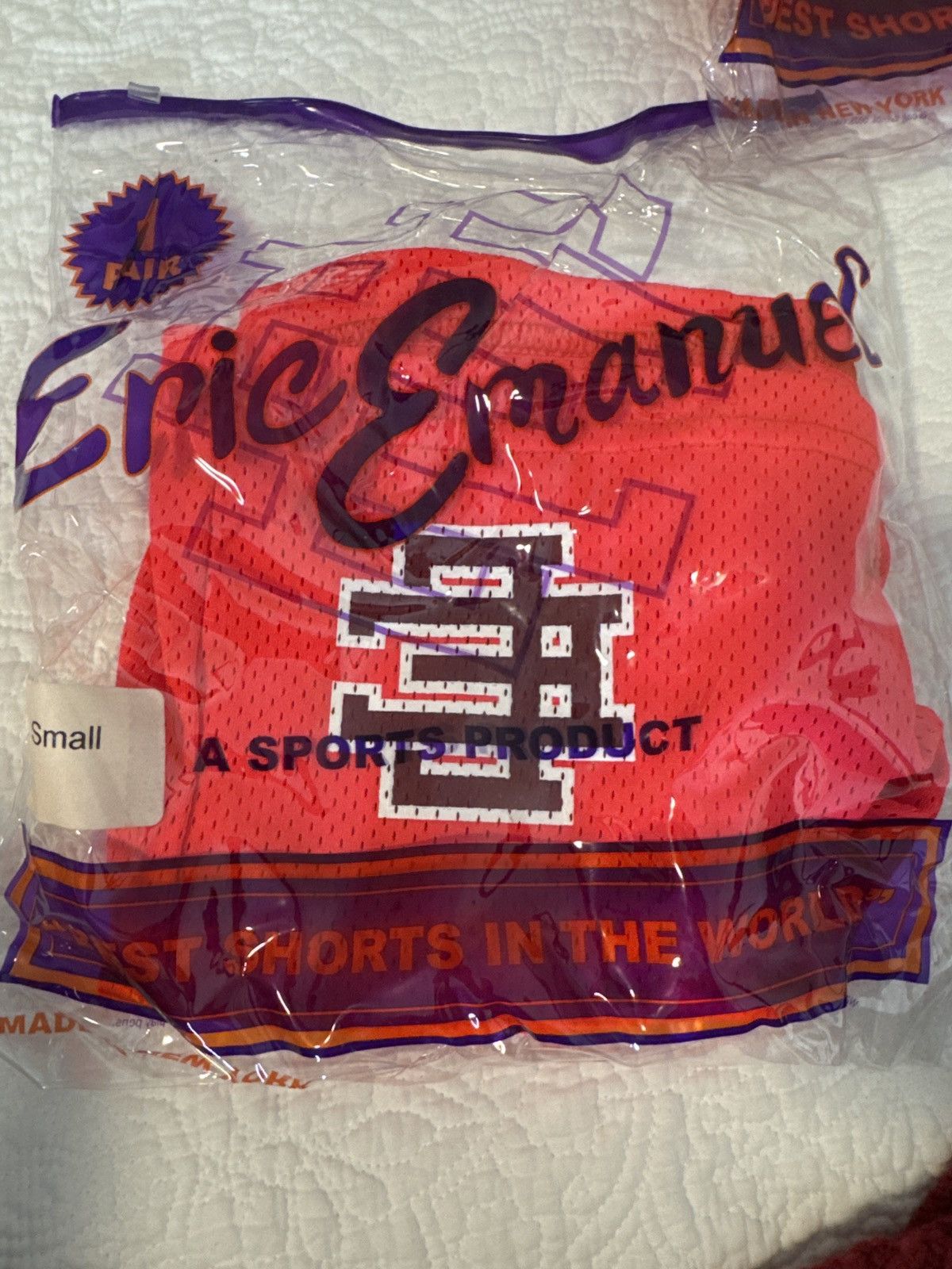 Eric Emanuel Eric Emanuel EE Basic Short Small - Coral Red/ burgundy logo Size US 27 - 4 Thumbnail