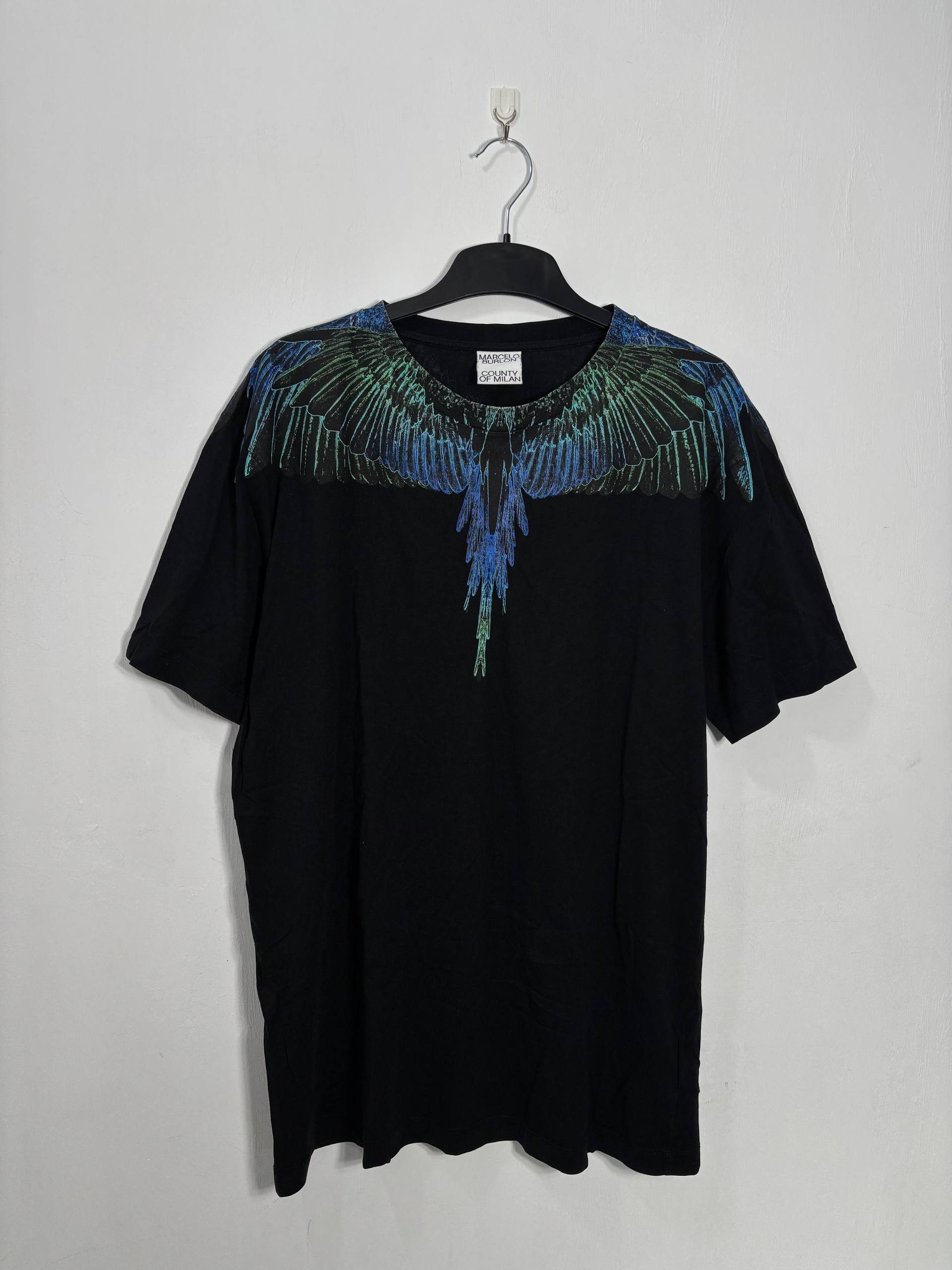 Marcelo Burlon Marcelo Burlon Neon Wings Black & Blue T-Shirt Size US XL / EU 56 / 4 - 1 Thumbnail