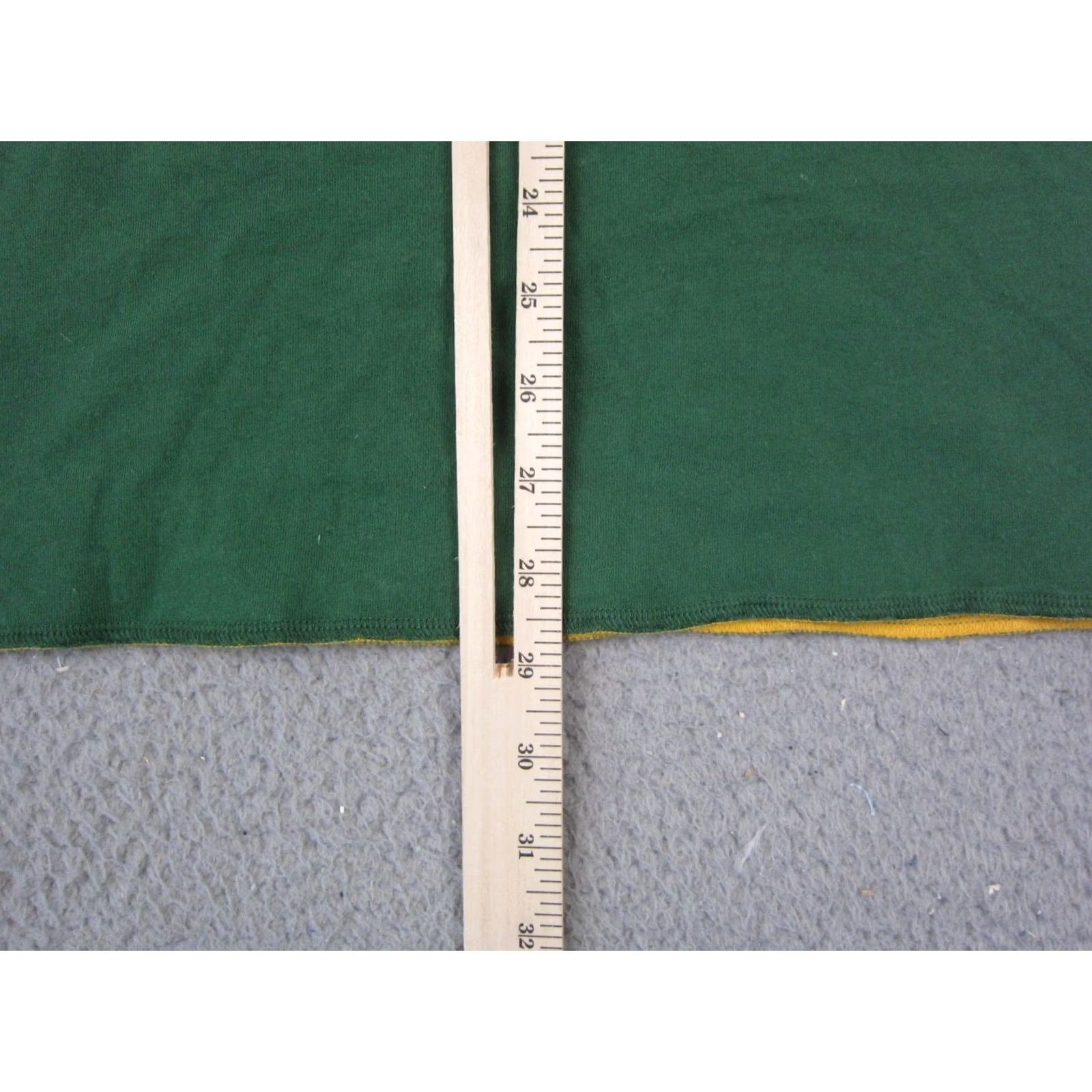 Old Navy VINTAGE Old Navy Shirt Mens L Green Men All City Team Double Face Reversible Size US L / EU 52-54 / 3 - 6 Thumbnail