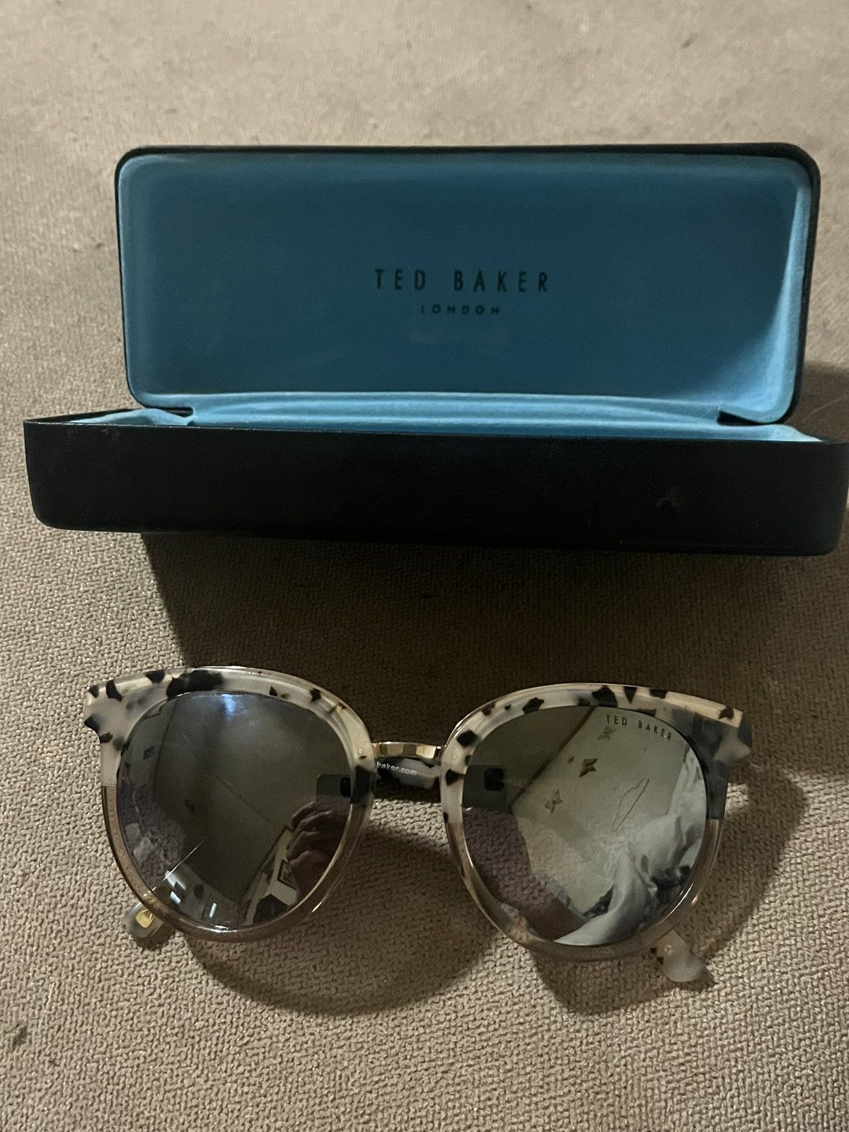 Ted Baker Ted Baker Sunglasses Size ONE SIZE - 1 Thumbnail