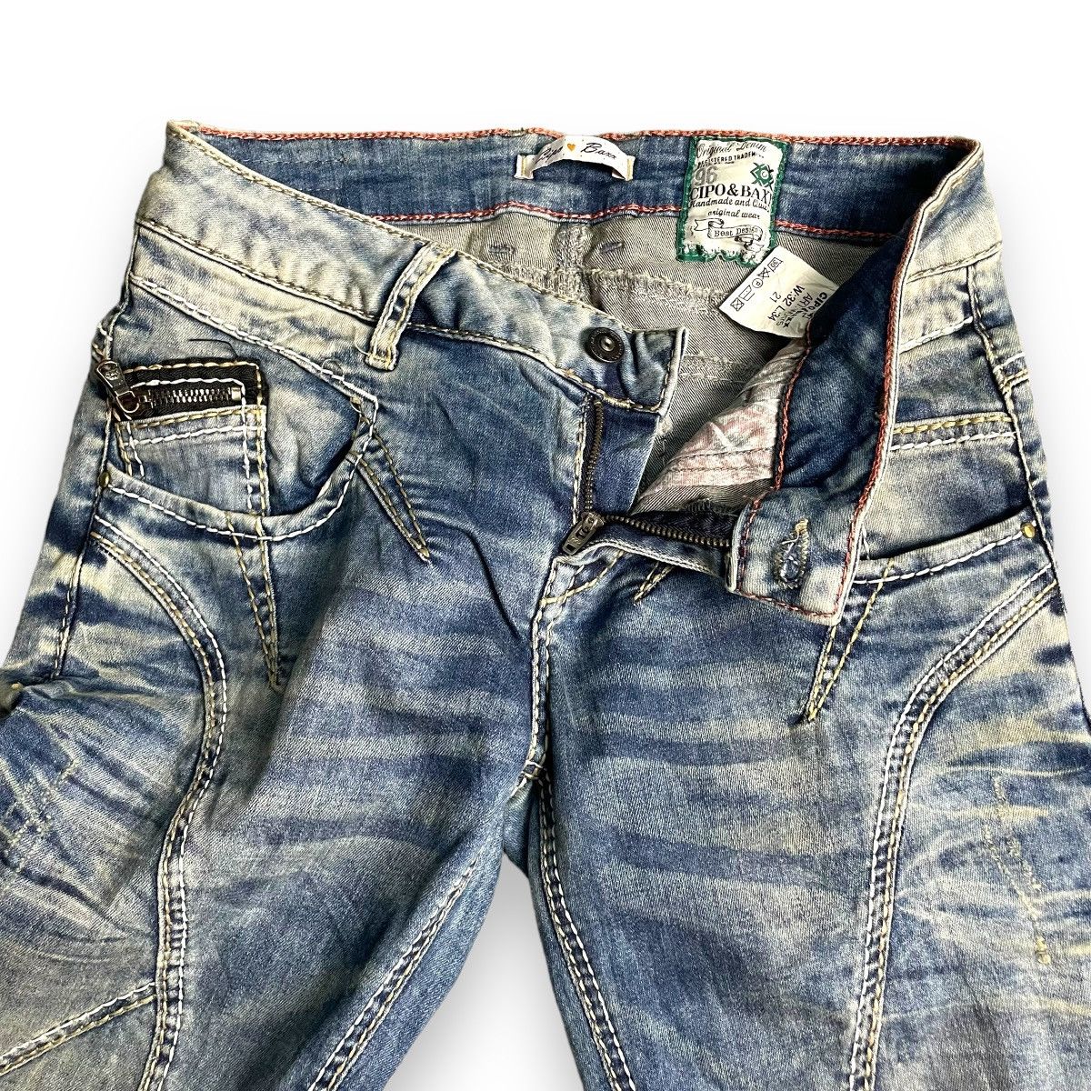 Hysteric Glamour CIPO BAXX WASHED BLEACH SKINNY FIT DENIM PANTS Size 28" / US 6 / IT 42 - 5 Thumbnail