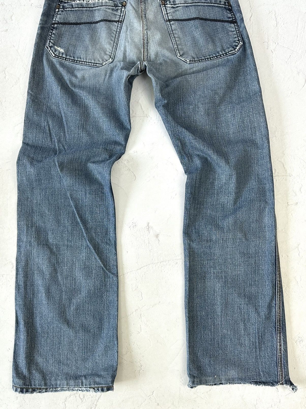 Diesel × If Six Was Nine × Vintage Vintage Diesel Distressed Blue Jeans Size US 33 - 8 Thumbnail