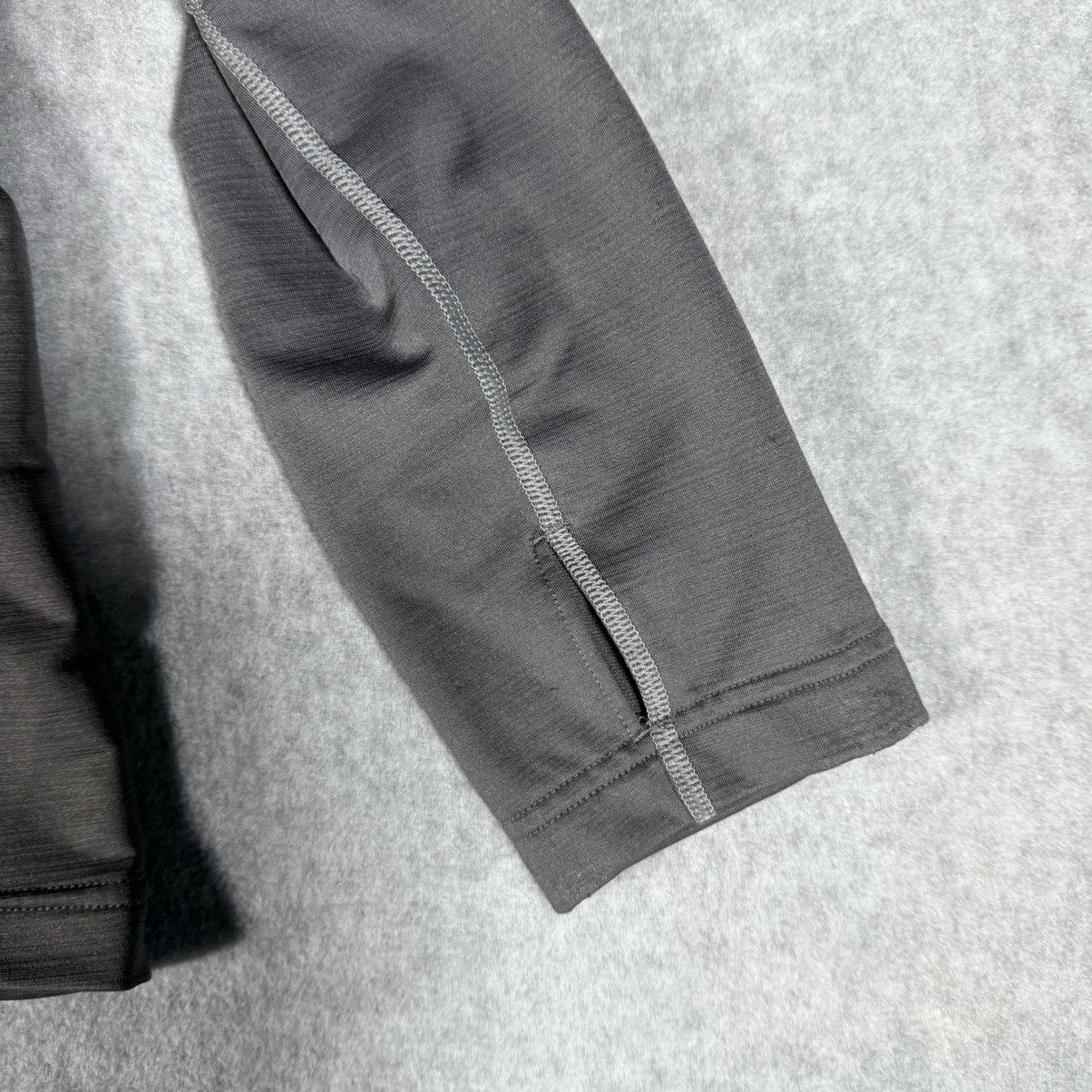 Nike Nike pro men’s gray fit embroidered workout sweatshirt Size US XL / EU 56 / 4 - 4 Thumbnail