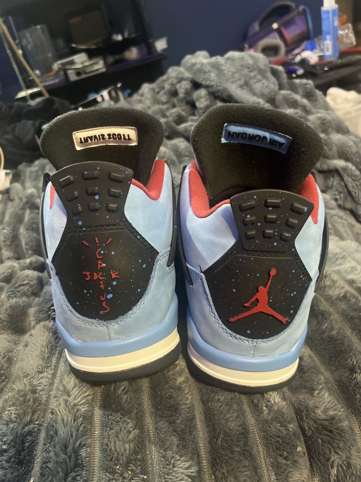 Nike × Travis Scott Retro 4 Cactus Jack Travis Scott Jordans Size US 8.5 / EU 41-42 - 4 Thumbnail
