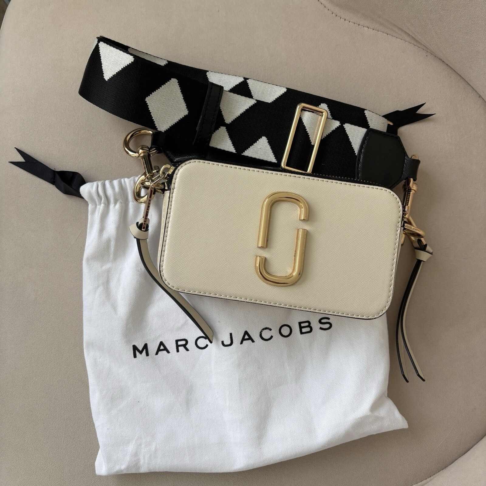 Marc Jacobs Marc Jacobs Snapshot Crossbody Bag Black And White Size ONE SIZE - 1 Thumbnail