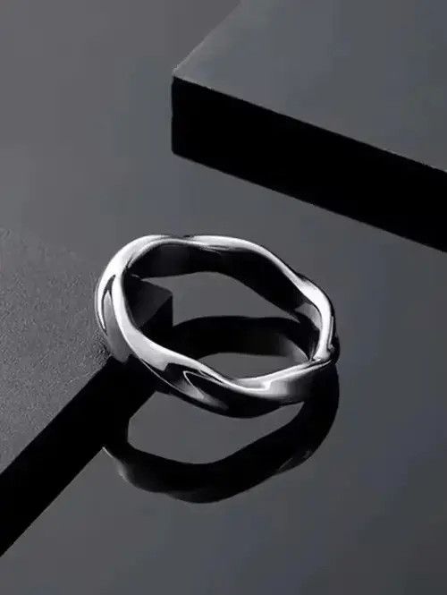 Jewelry Streetwear Retro Punk Vintage Minimal Ring Stainless Steel in Silver, Men's