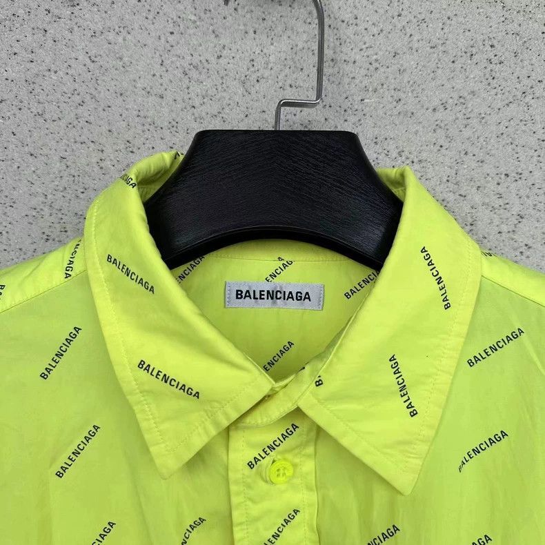 Balenciaga Balenciaga size 34 Fluorescent Yellow Full Print Shirt 250 Size US M / EU 48-50 / 2 - 2 Thumbnail