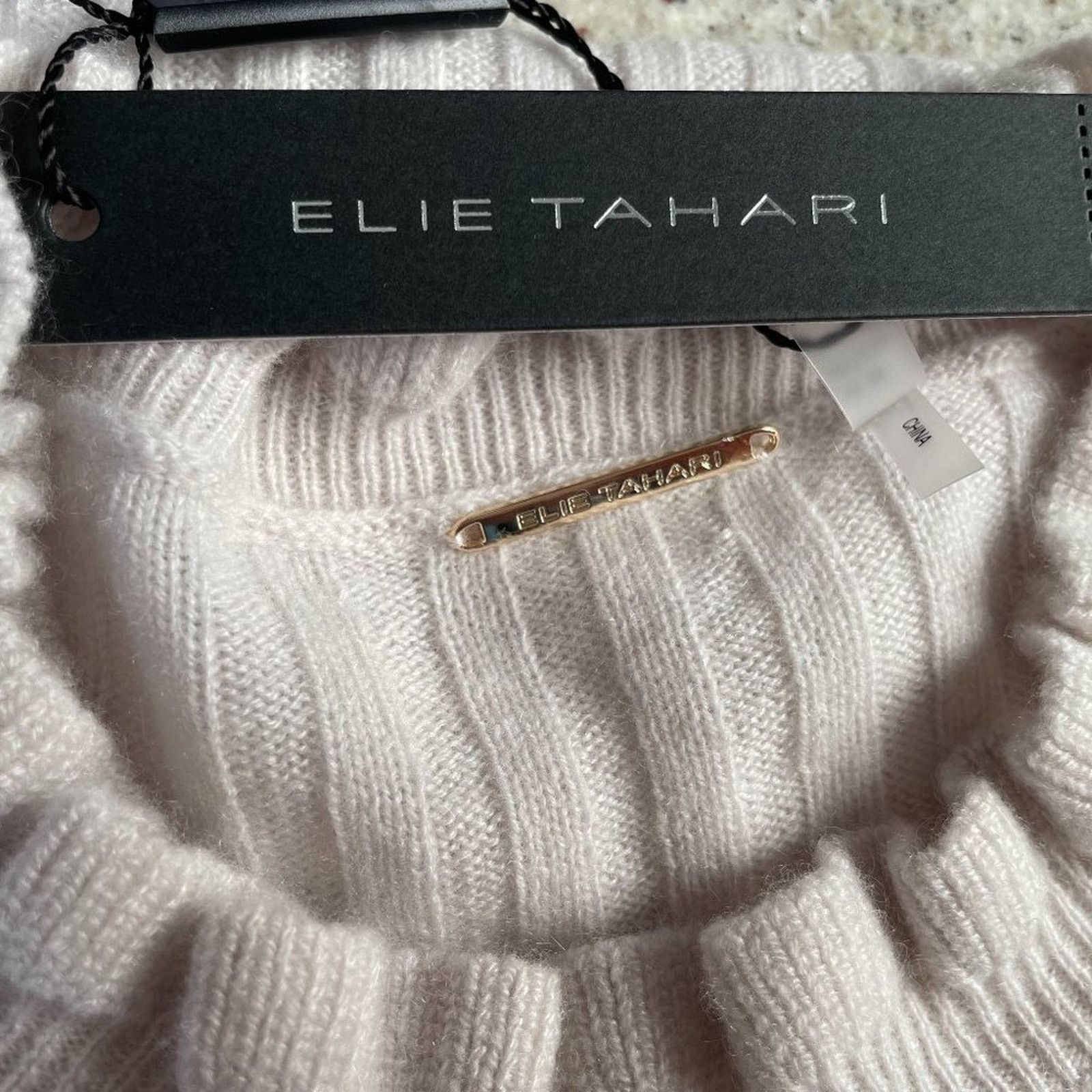 Elie Tahari Balloon Sleeve Sweater Dress from Elie Tahari Size S / US 4 / IT 40 - 5 Thumbnail