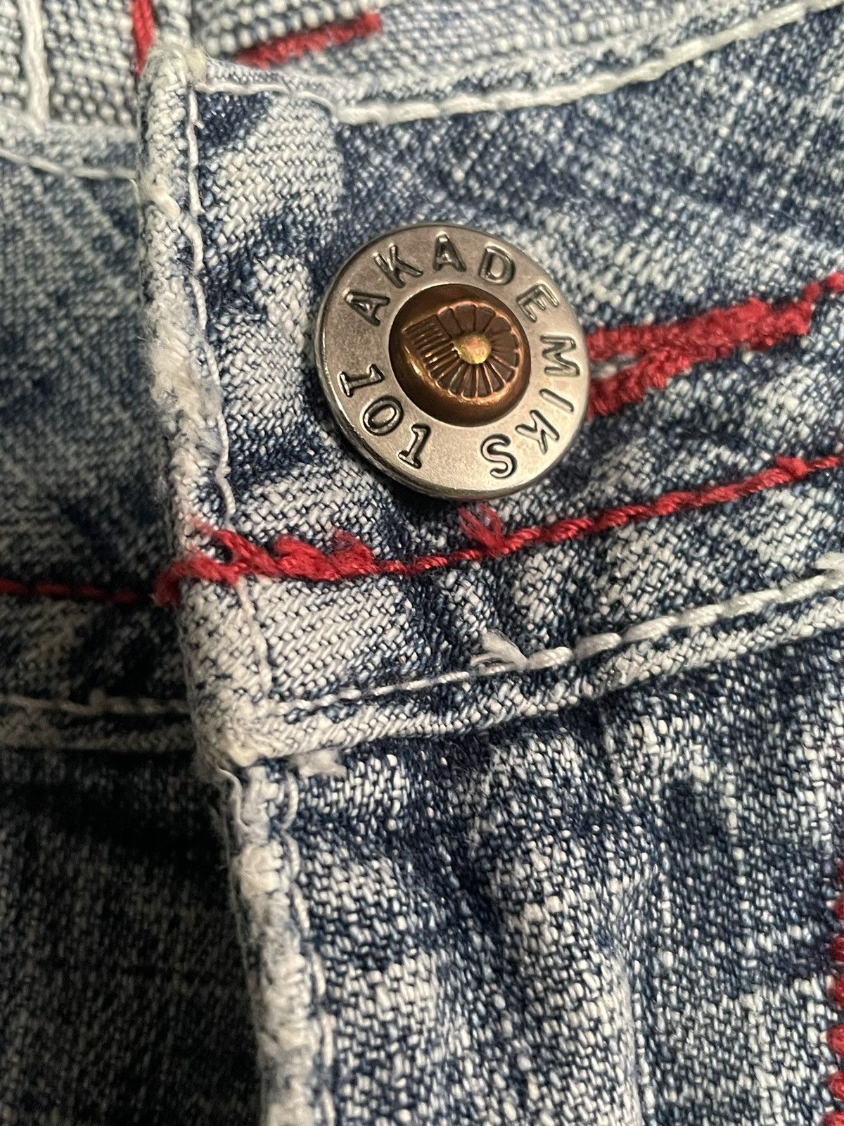 Akademiks Vintage Akademiks Denim Short Size US 37 - 17 Thumbnail
