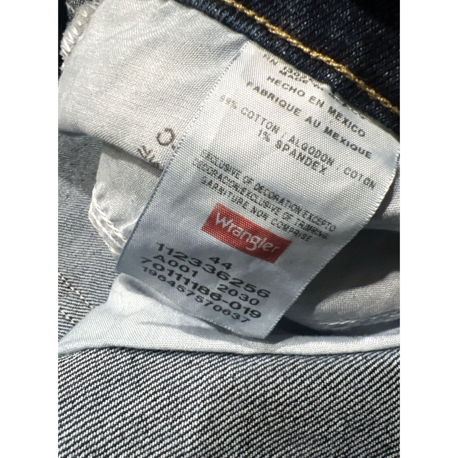 Wrangler Wrangler Mens Denim Shorts Size 44 Blue Carpenter Adult Regular 9-Inch Inseam Size US 44 / EU 60 - 4 Thumbnail