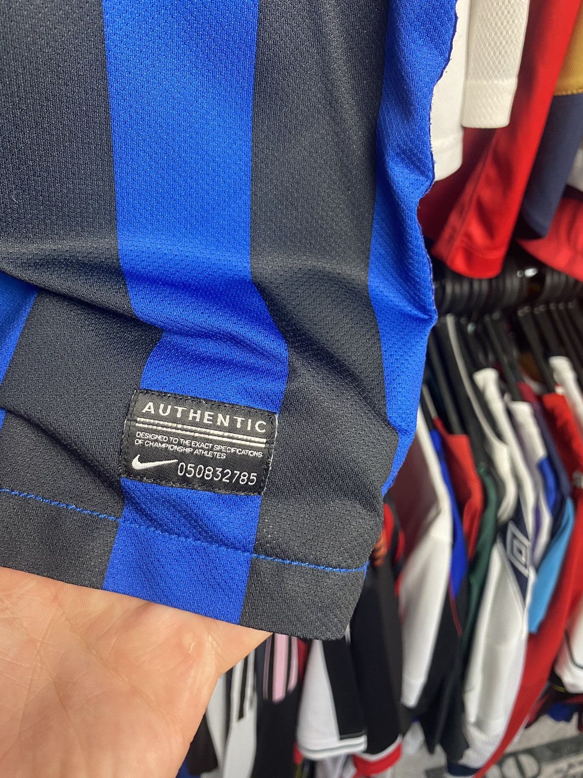Nike 2011/12 NIKE INTER MILAN HOME SOCCER JERSEY FOOTBALL SHIRT Size US S / EU 44-46 / 1 - 6 Thumbnail