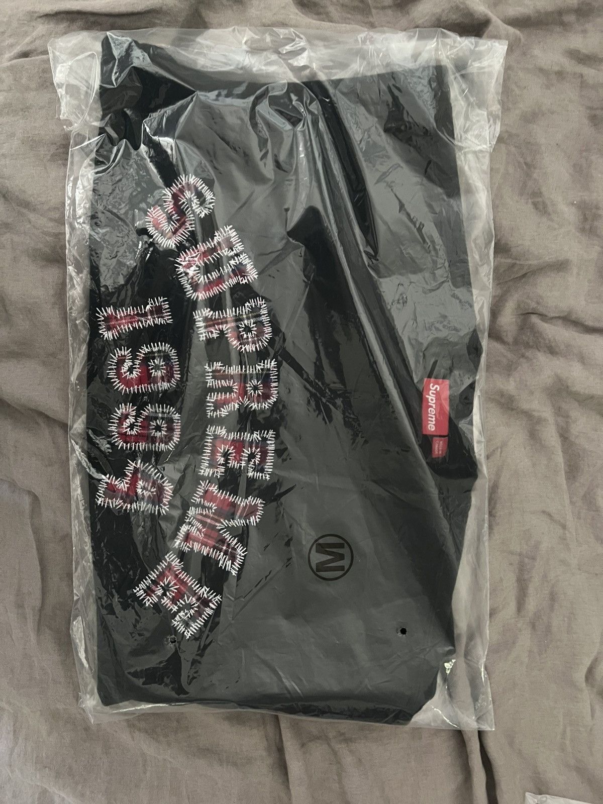 Supreme Size Medium Supreme Plaid Arc Crewneck Black Size US M / EU 48-50 / 2 - 3 Thumbnail