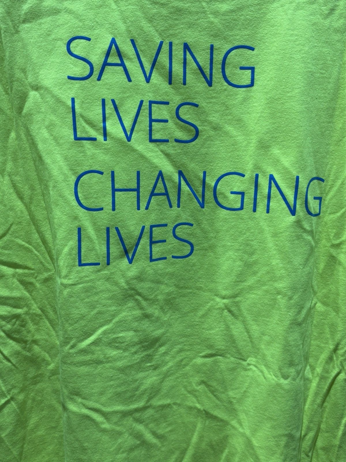Balenciaga Balenciaga World Food Progamme Neon Tee Size US L / EU 52-54 / 3 - 5 Thumbnail